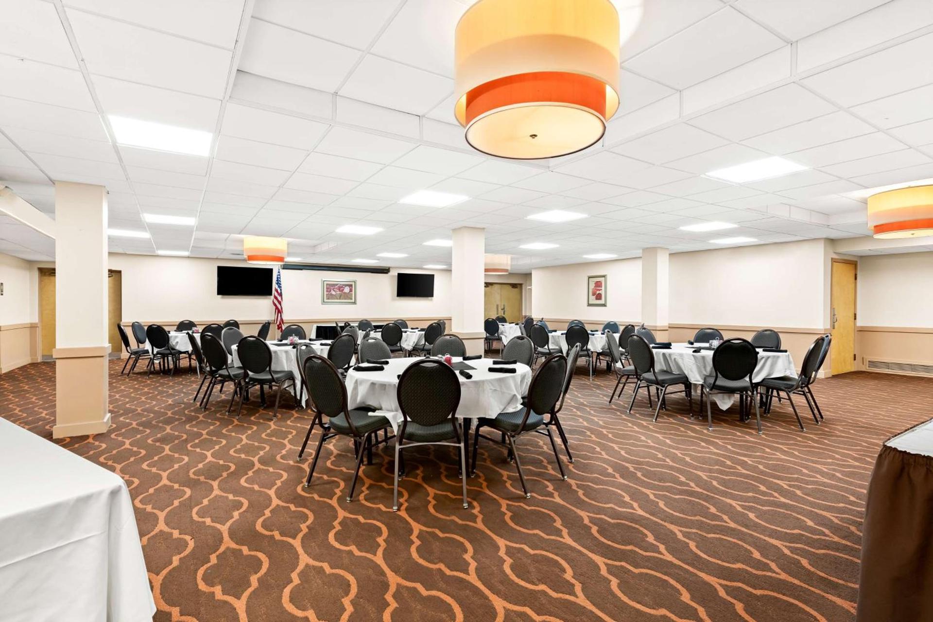 Best Western State Fair Inn photo 7