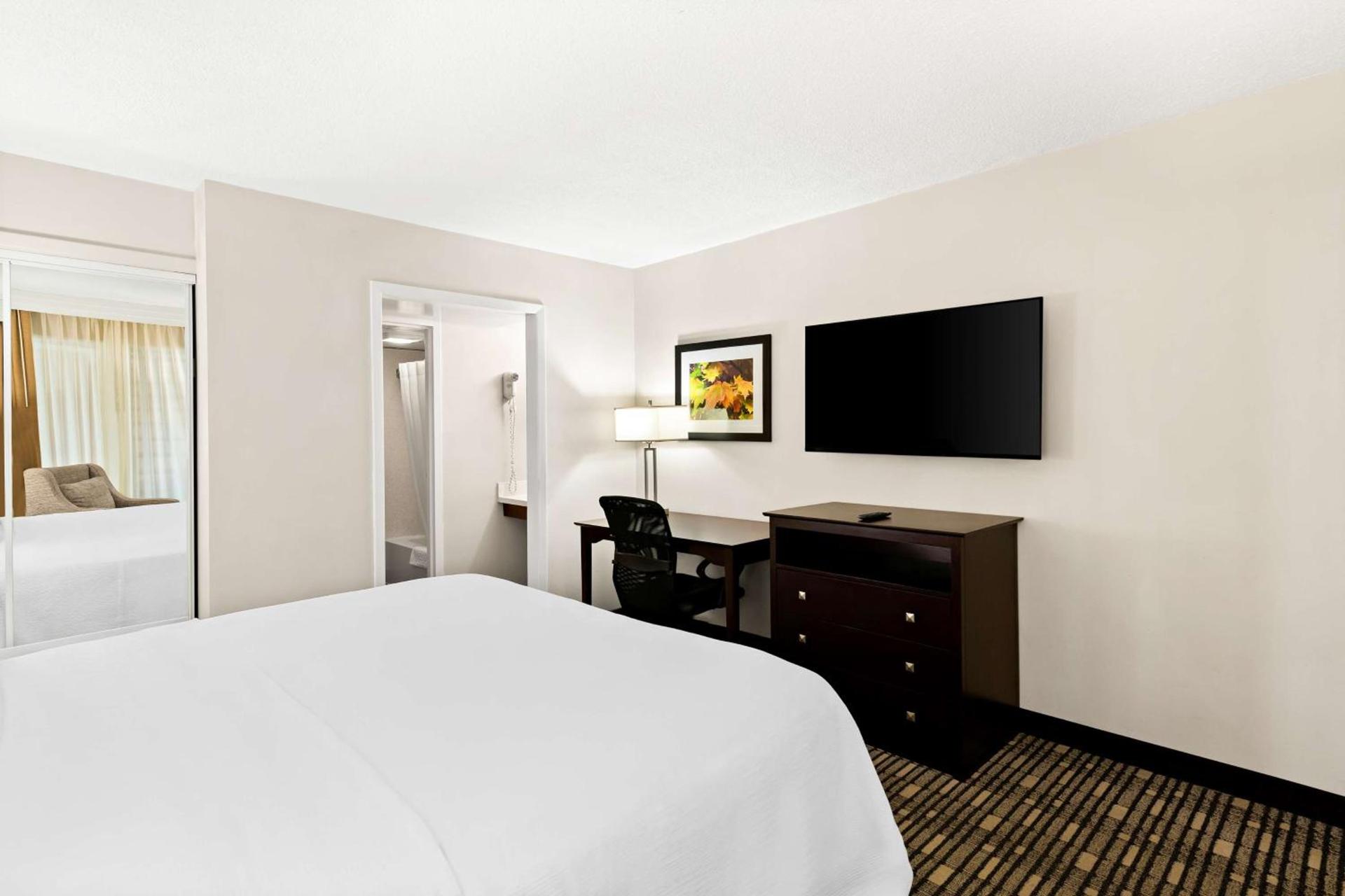 Best Western State Fair Inn photo 32