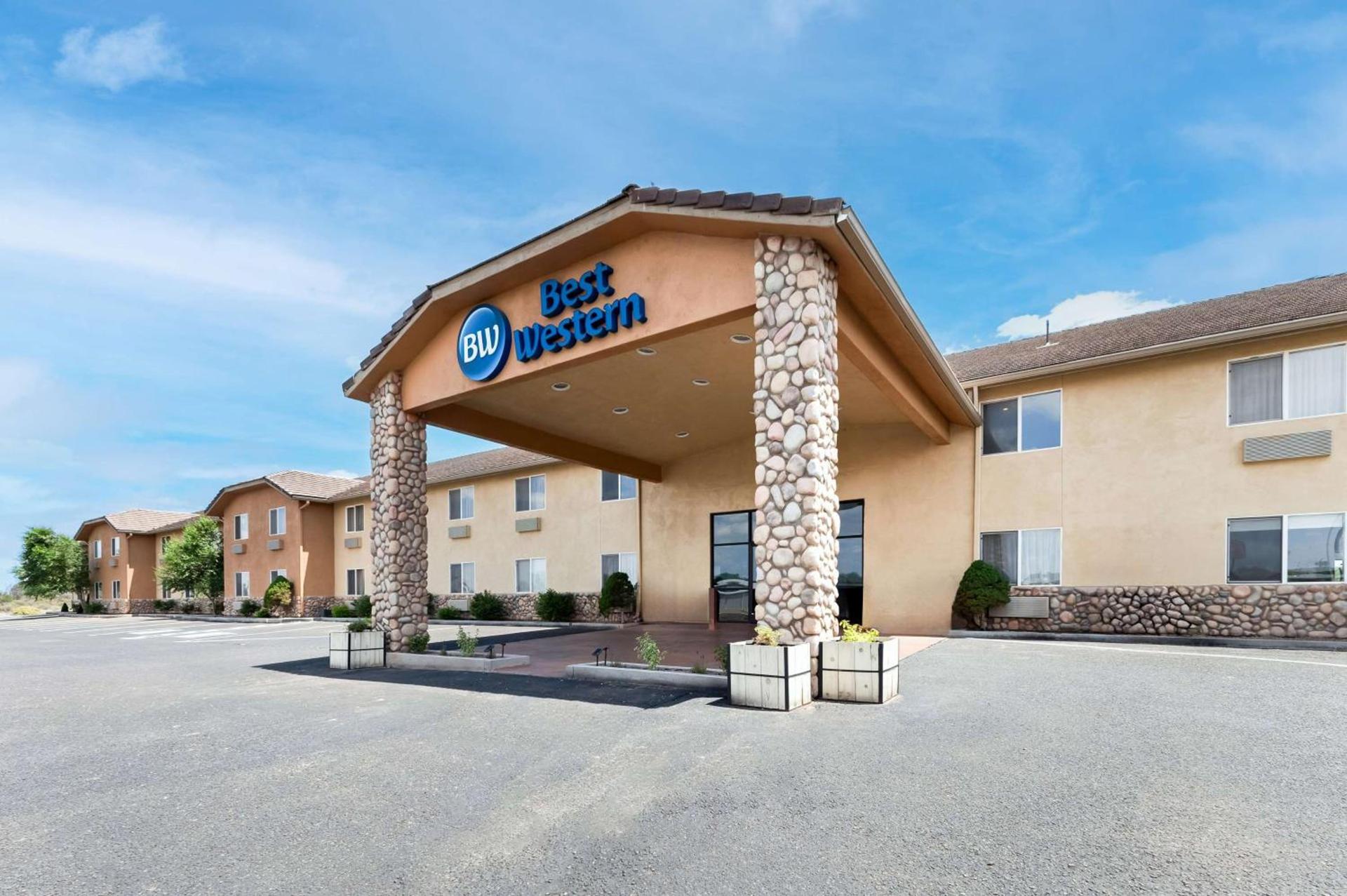 Best Western Snowflake Inn photo 1