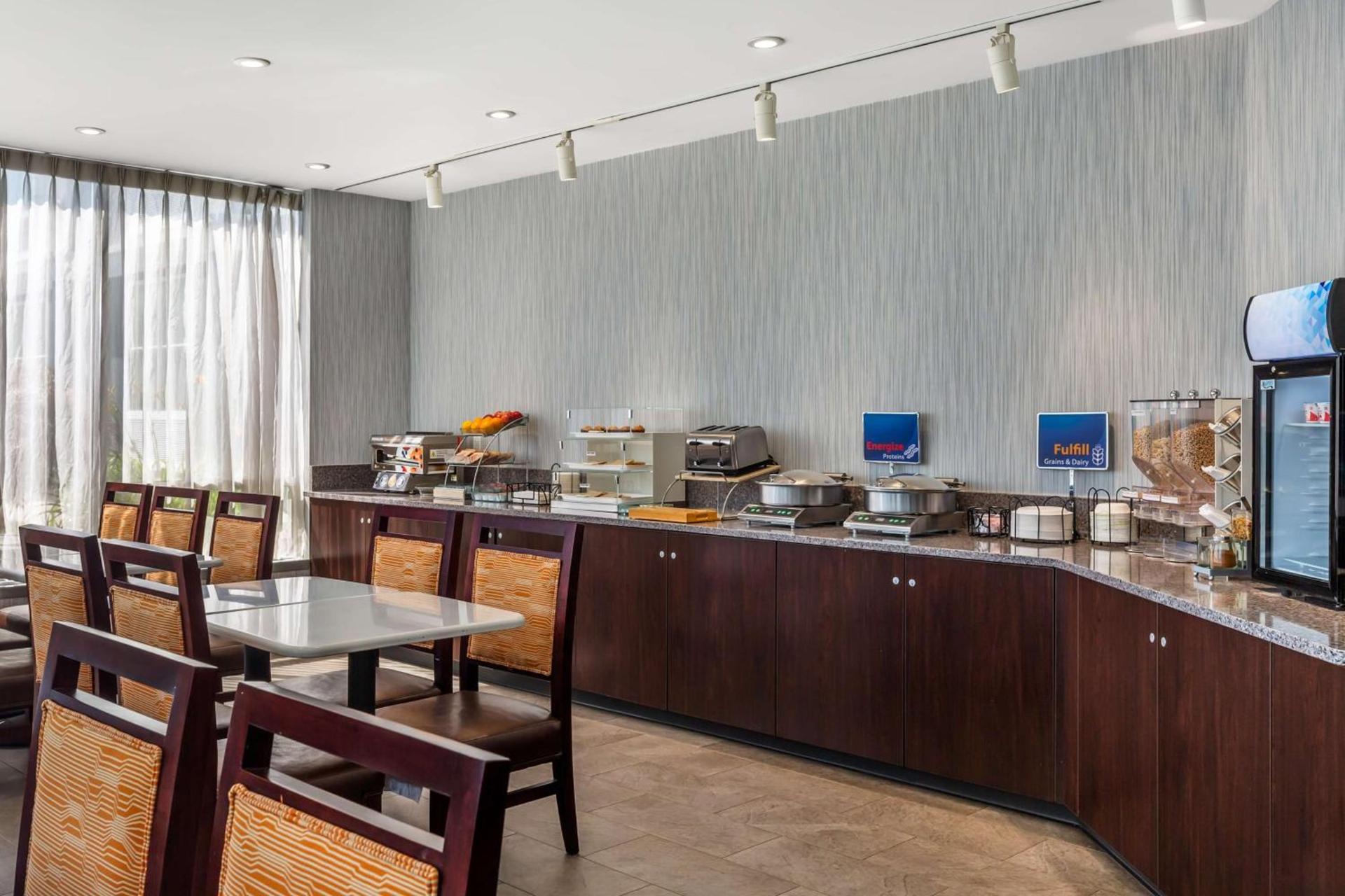 Best Western Braintree Inn photo 4