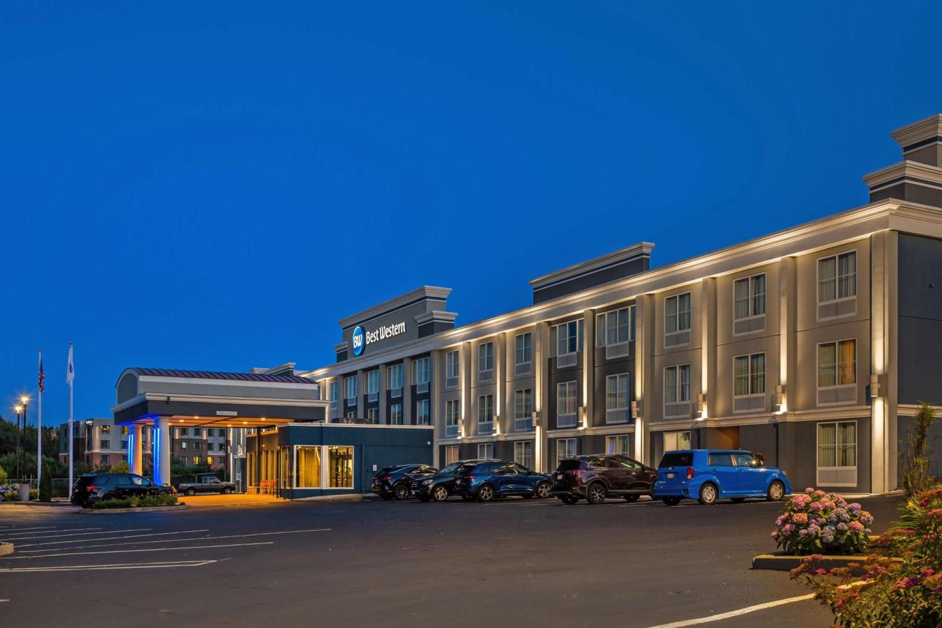 Best Western Braintree Inn photo 22