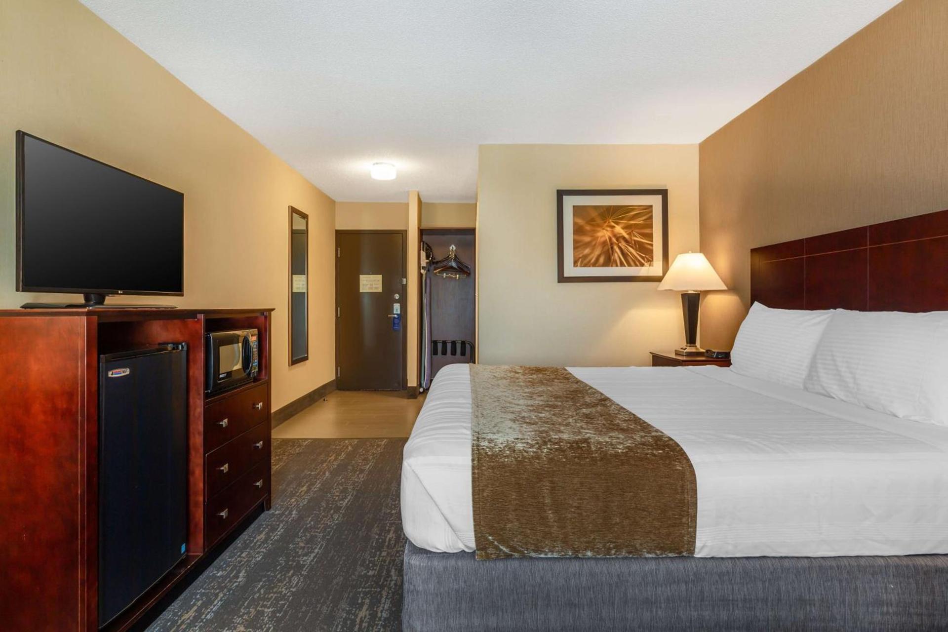 Best Western Braintree Inn photo 39