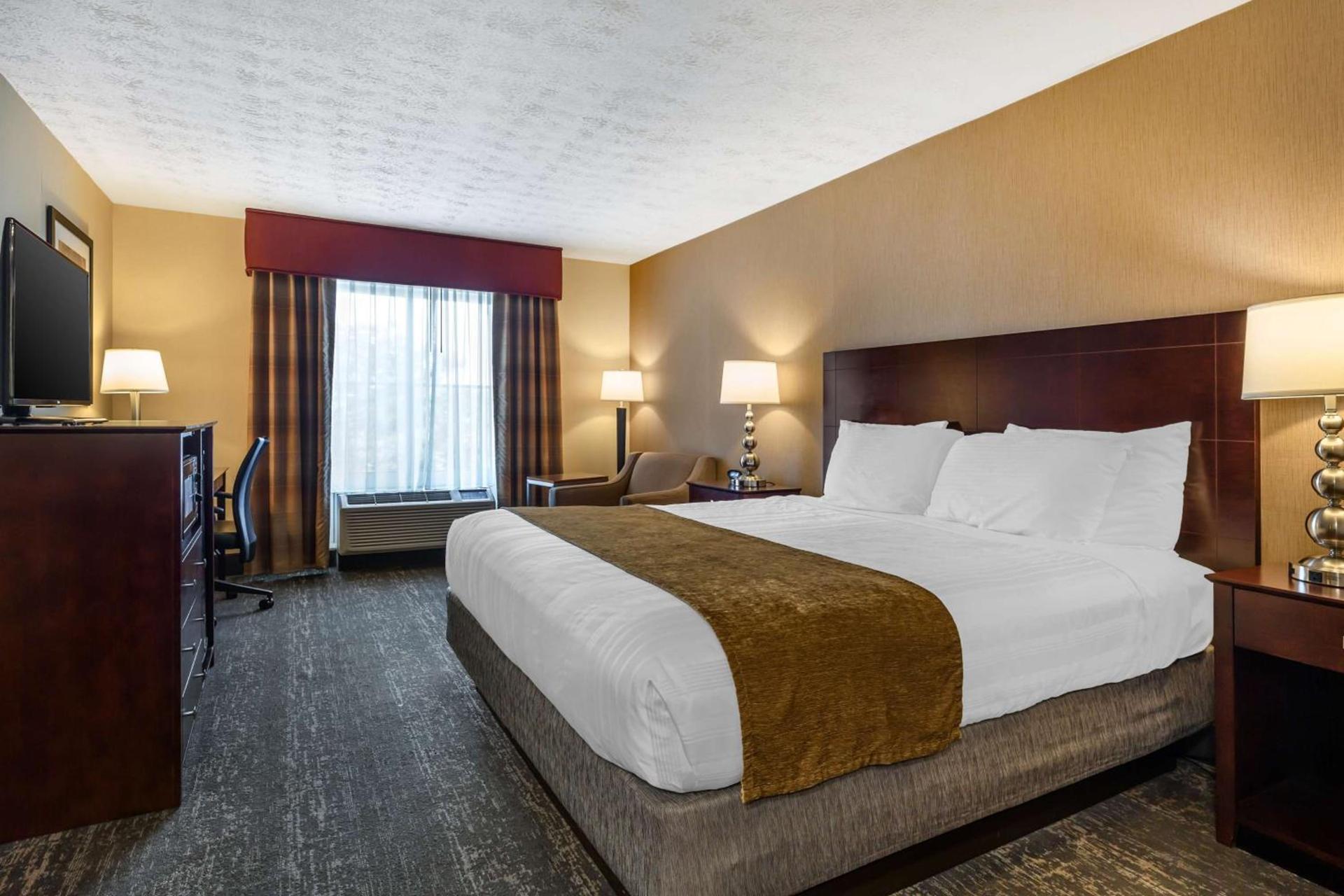 Best Western Braintree Inn photo 45