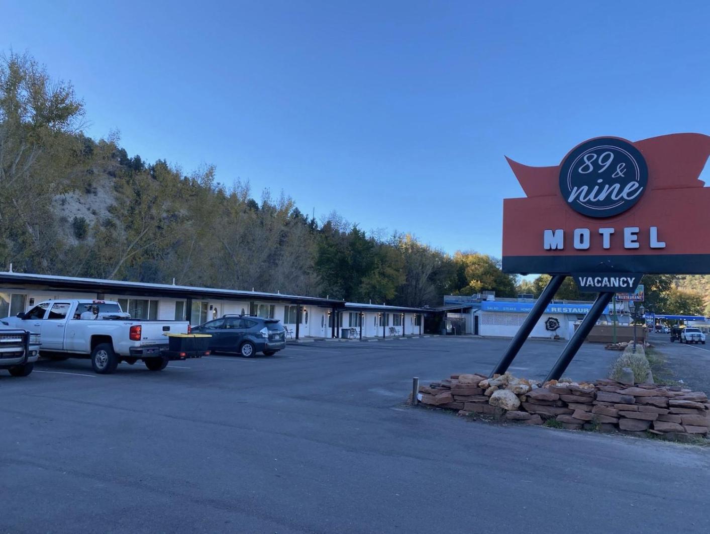 89 & Nine Motel photo 1
