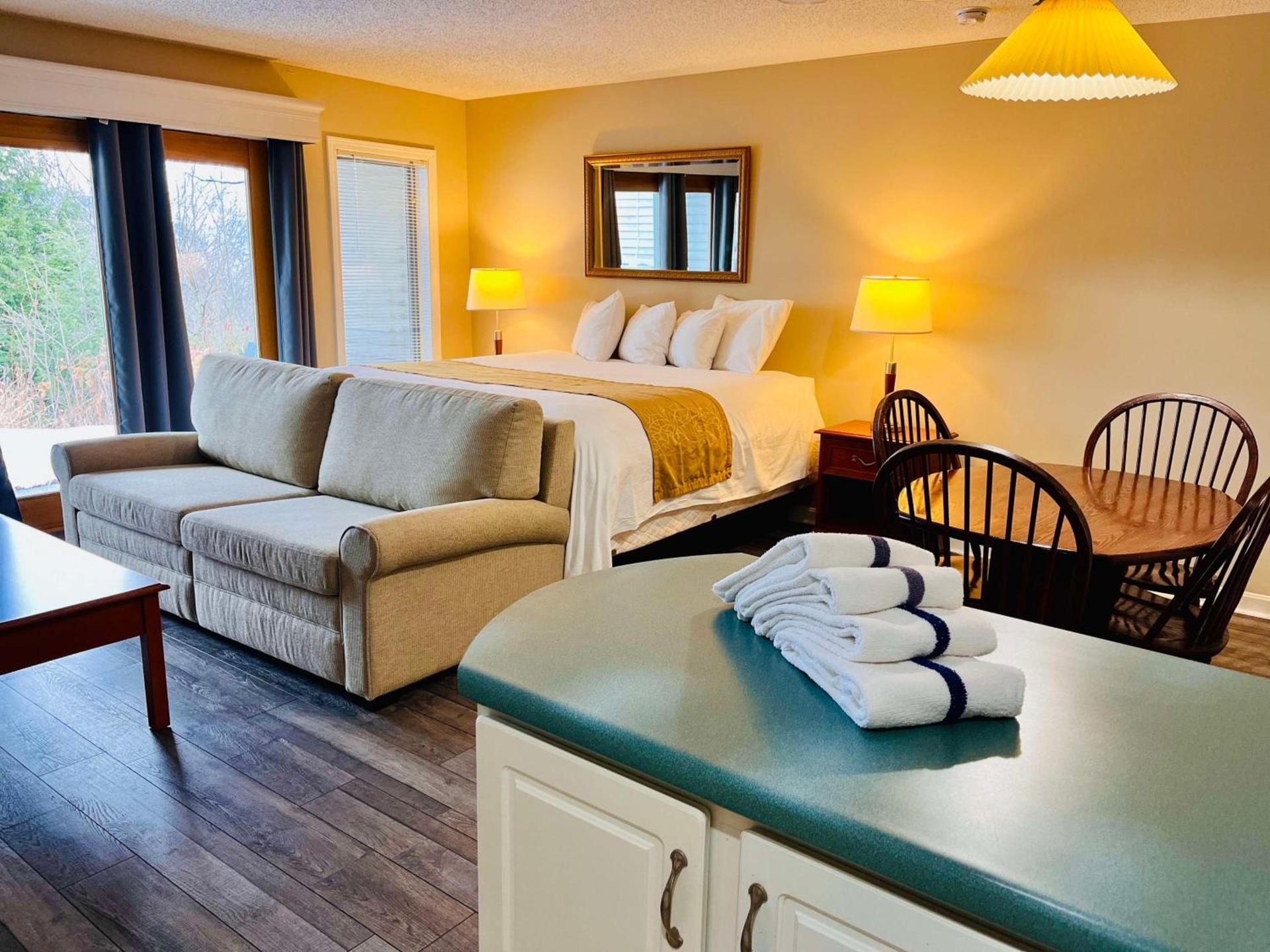 Nordic Village Condominium Resort photo 95
