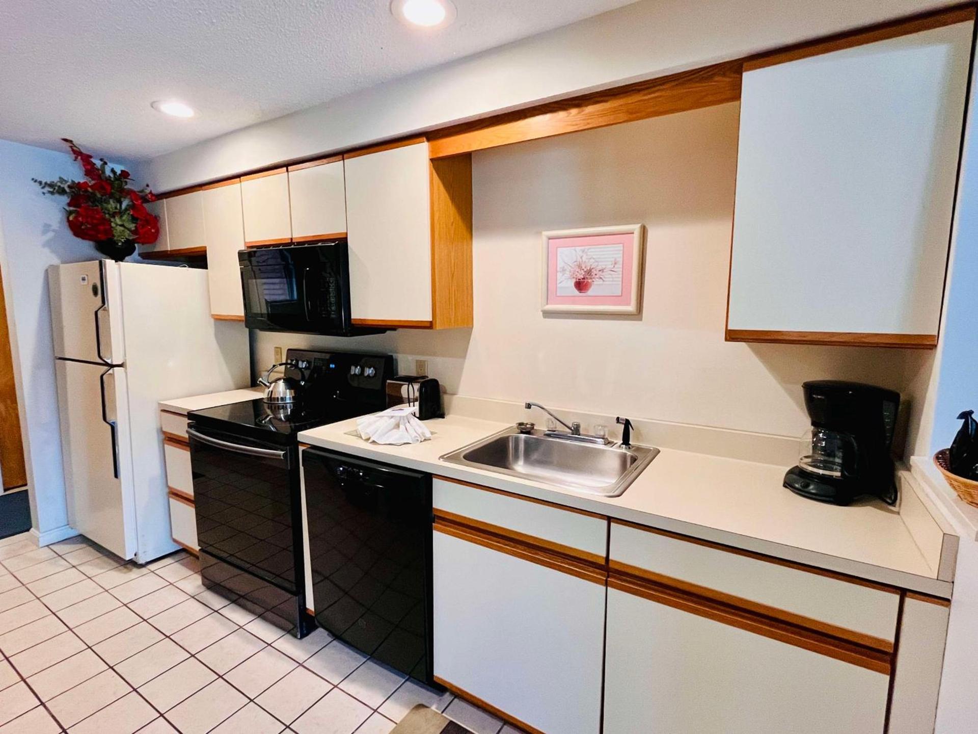 Nordic Village Condominium Resort photo 88