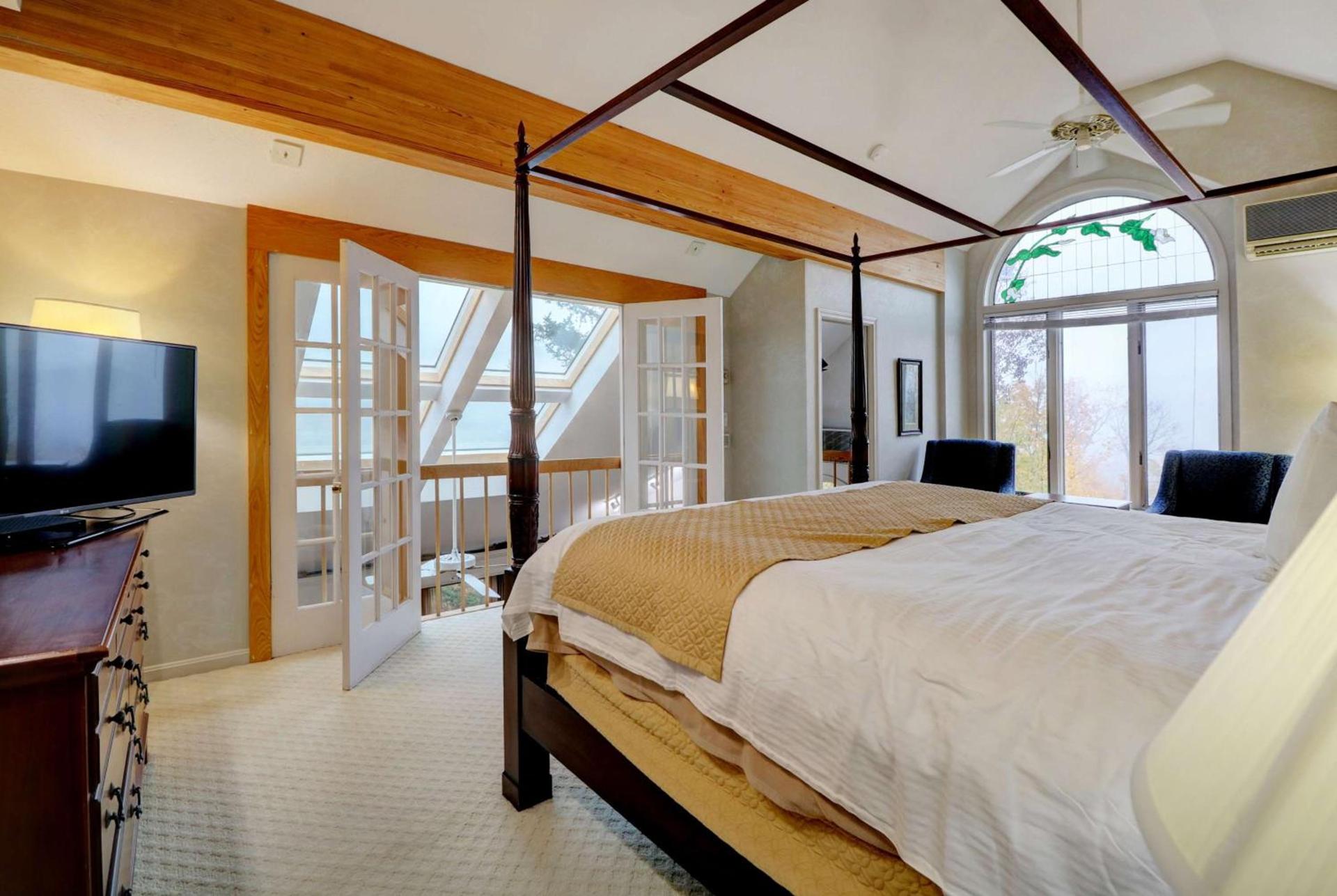 Nordic Village Condominium Resort photo 44