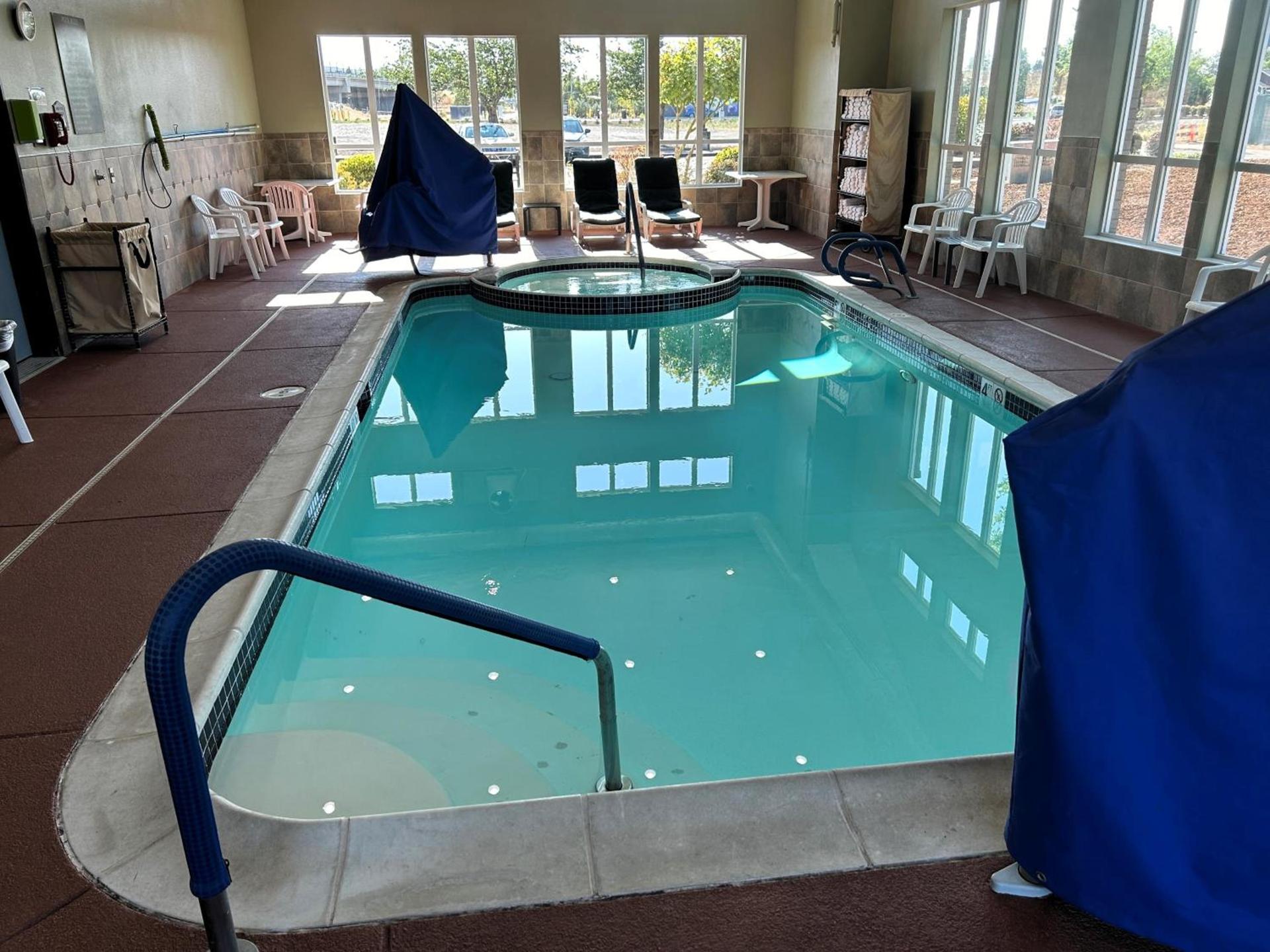 Comfort Inn & Suites Creswell photo 4
