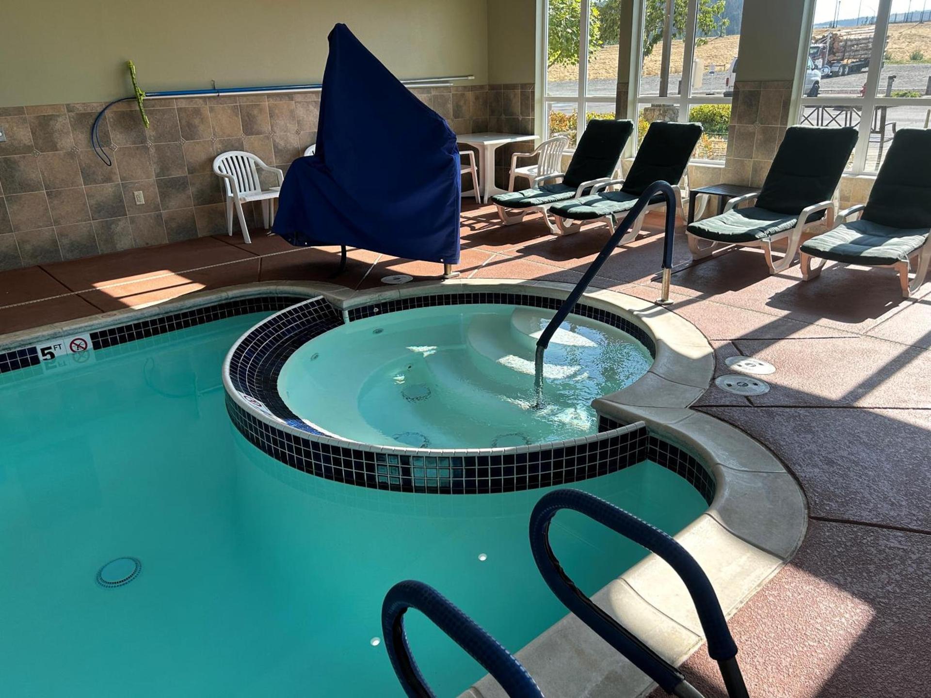Comfort Inn & Suites Creswell photo 2