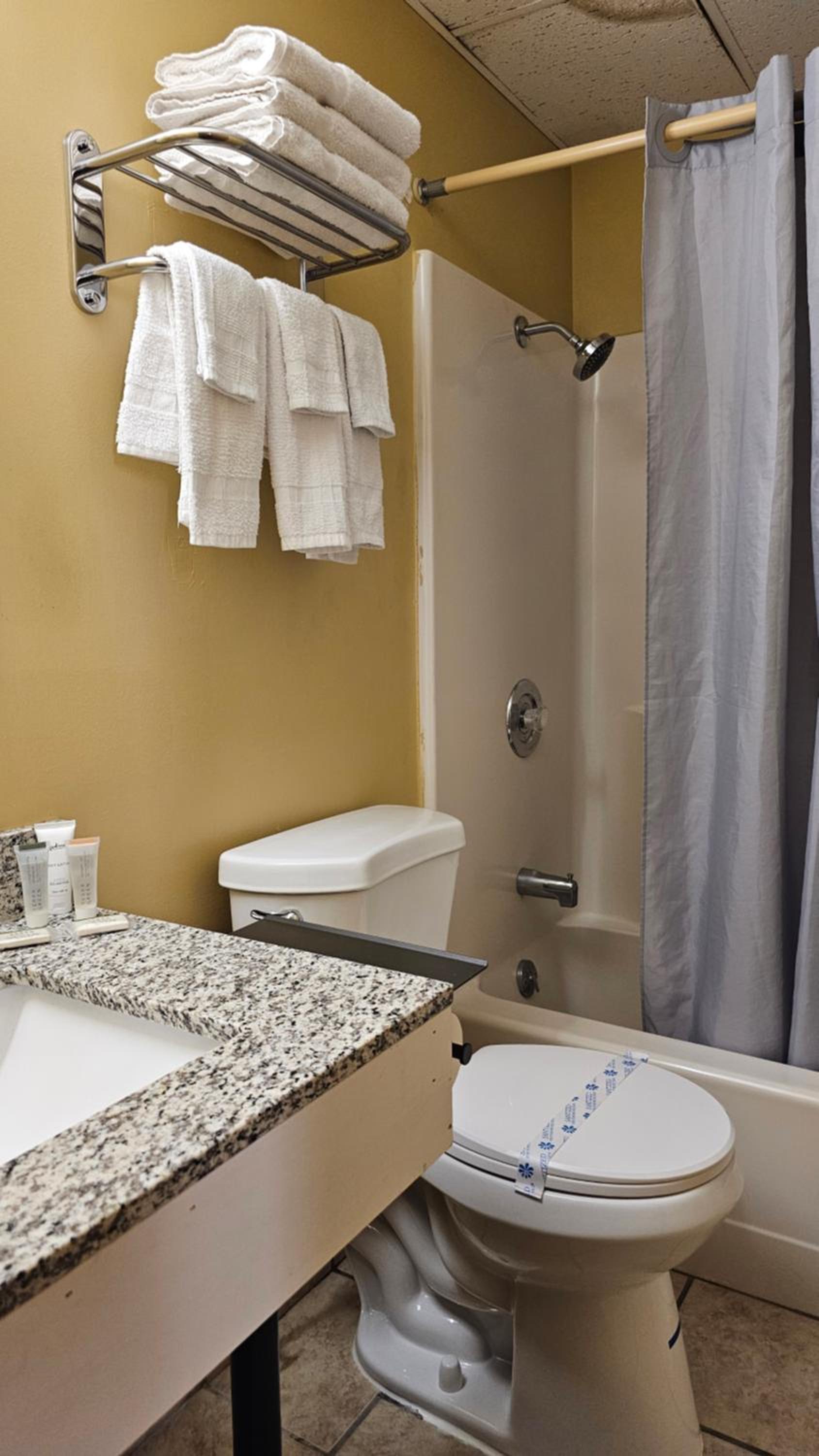 Budgetel inn & Suites photo 2