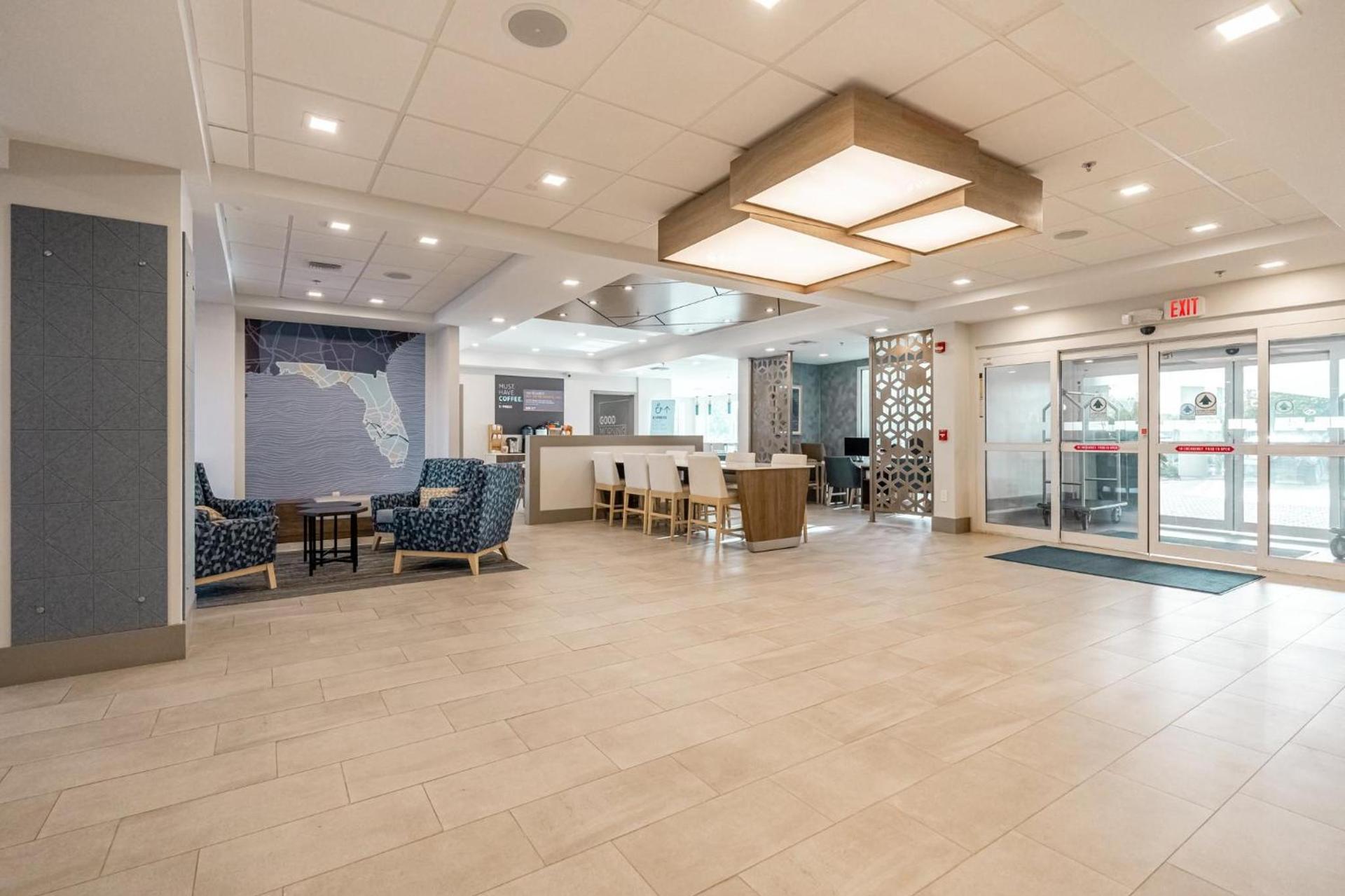 Holiday Inn Express Hotel & Suites Cocoa Beach by IHG photo 33