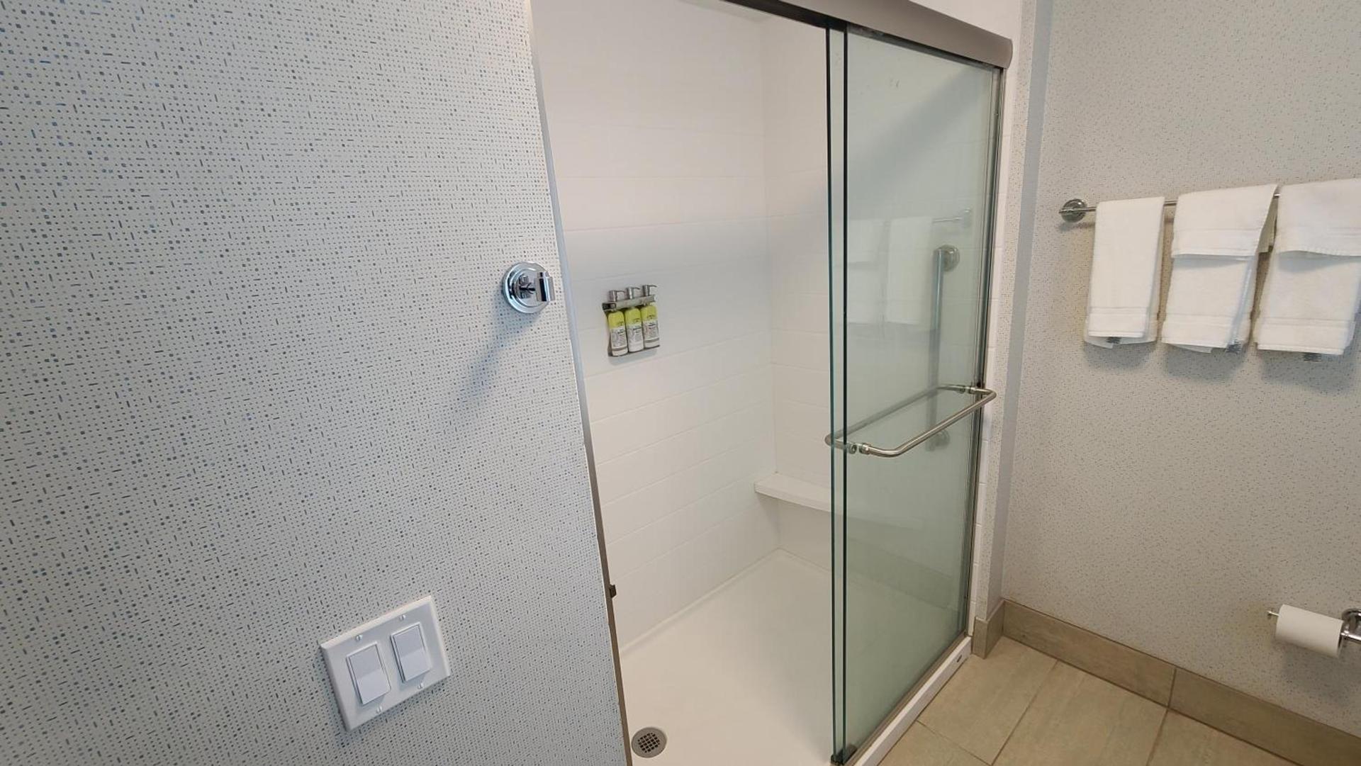 Holiday Inn Express & Suites Chico by IHG photo 30