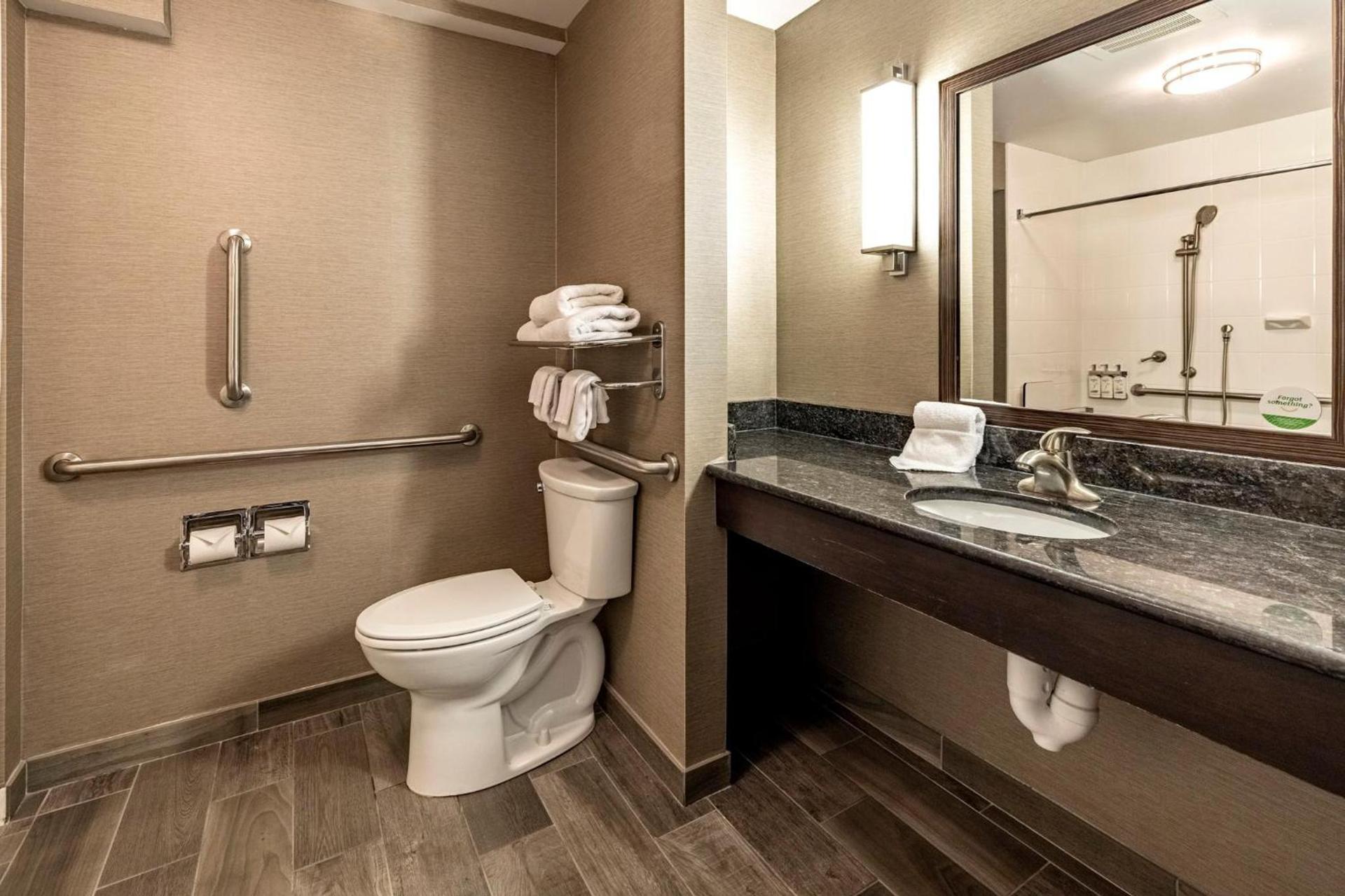 Holiday Inn Owensboro Riverfront by IHG photo 55