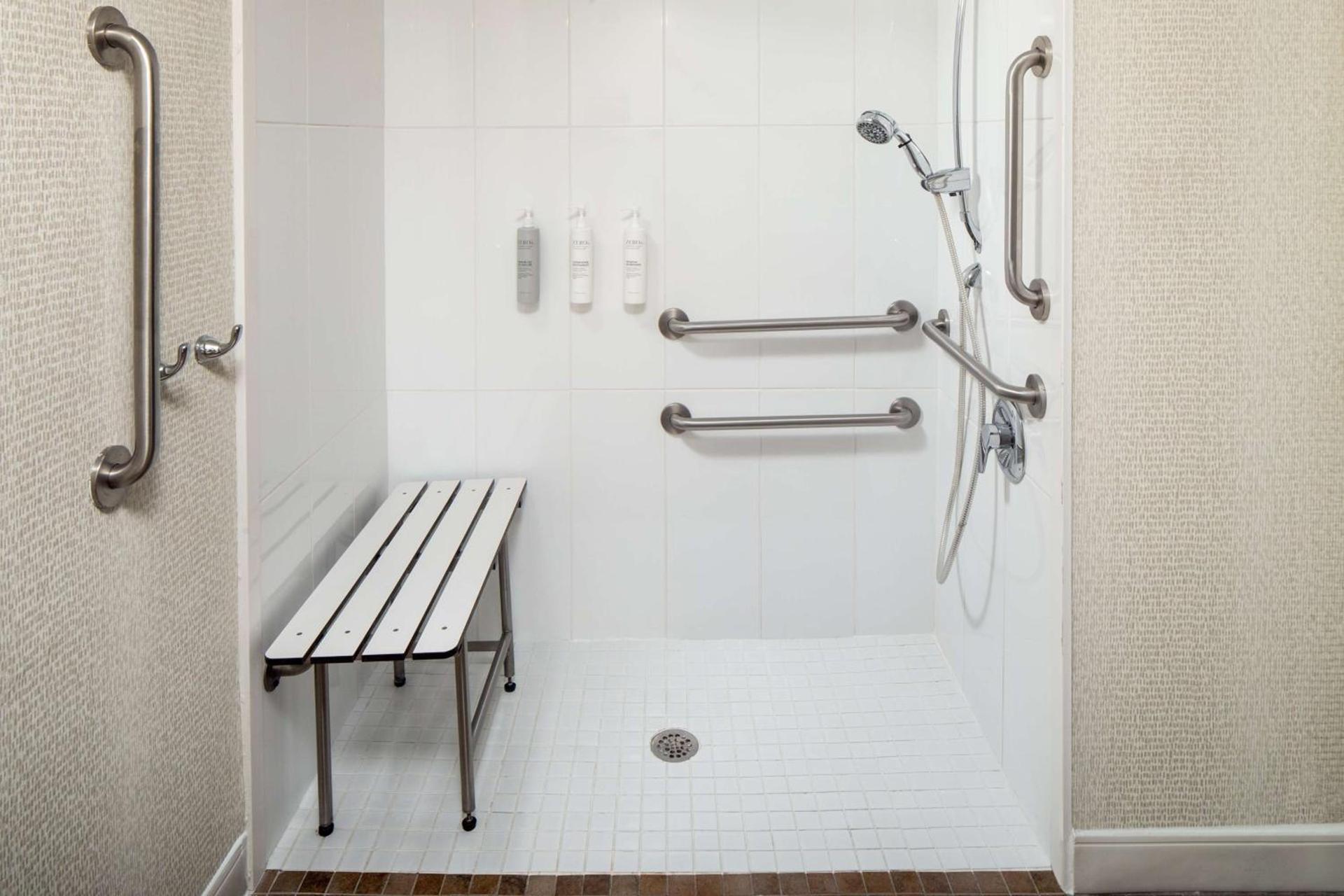 Hampton Inn Atlanta-Northlake photo 18