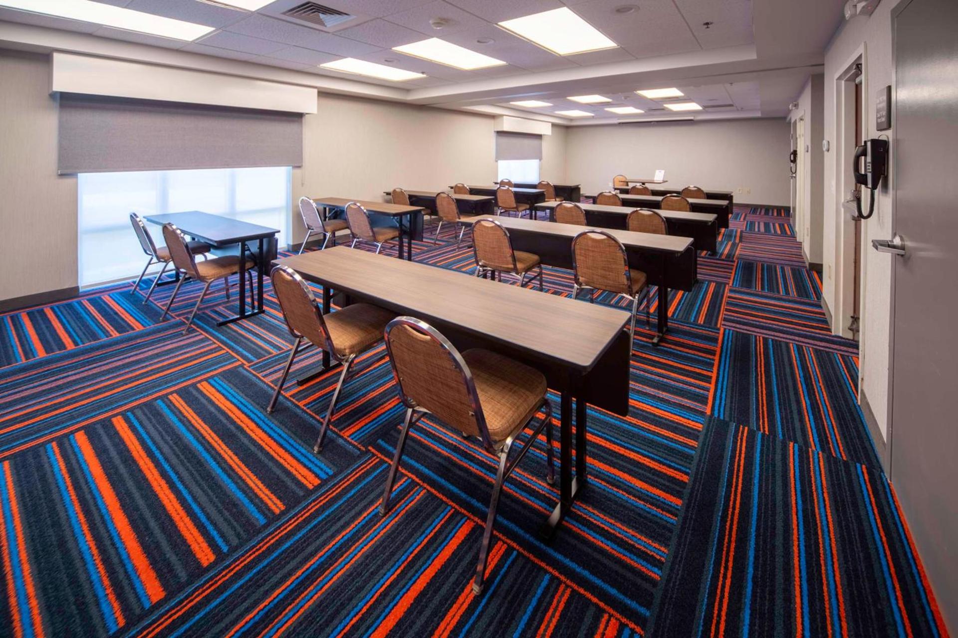 Hampton Inn & Suites West Little Rock photo 35