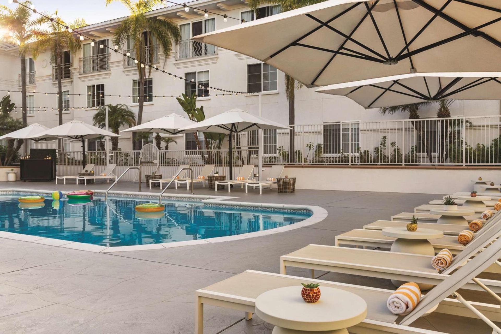 Hilton Garden Inn Carlsbad Beach photo 15