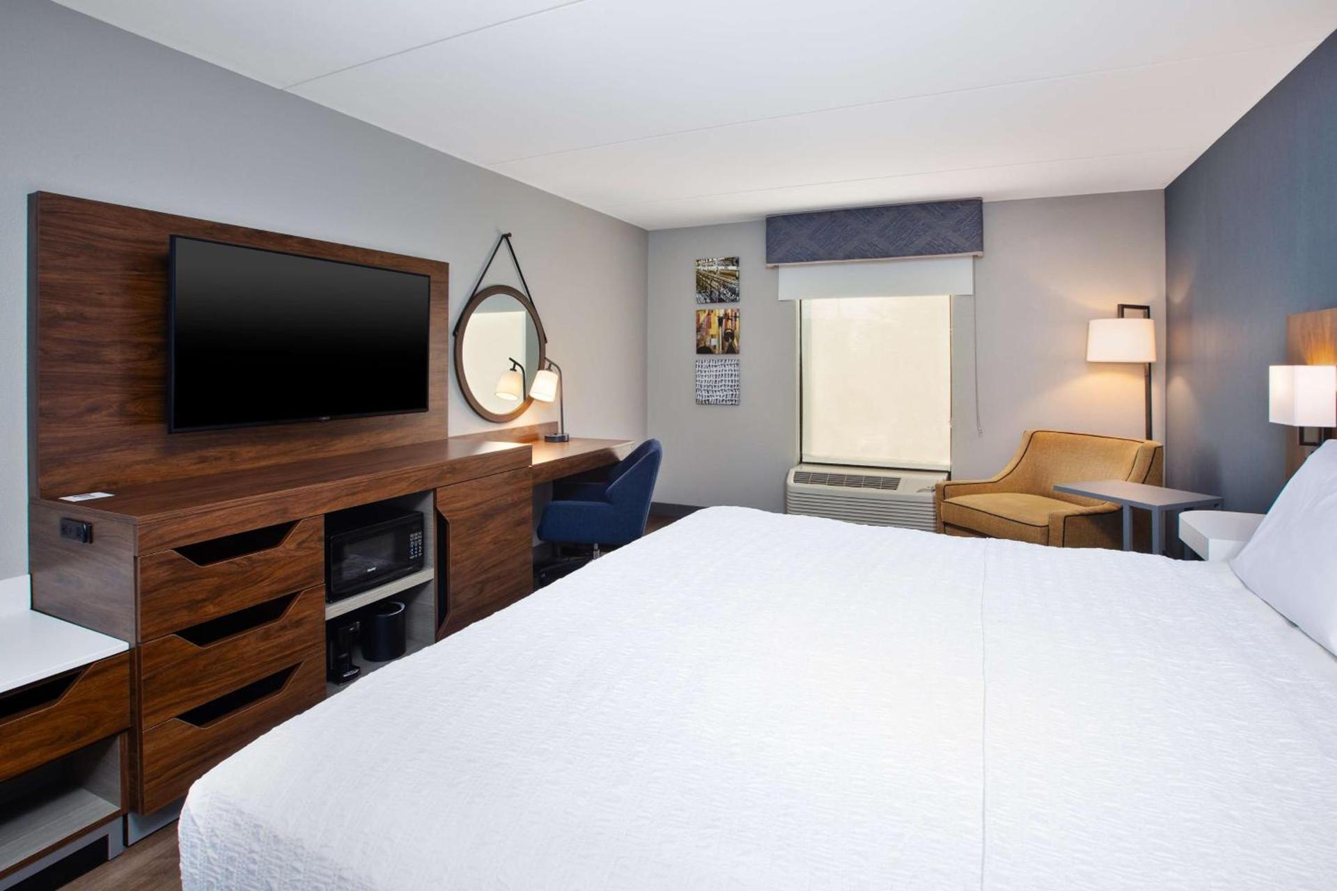 Hampton Inn & Suites Spartanburg-I-26-Westgate Mall photo 20