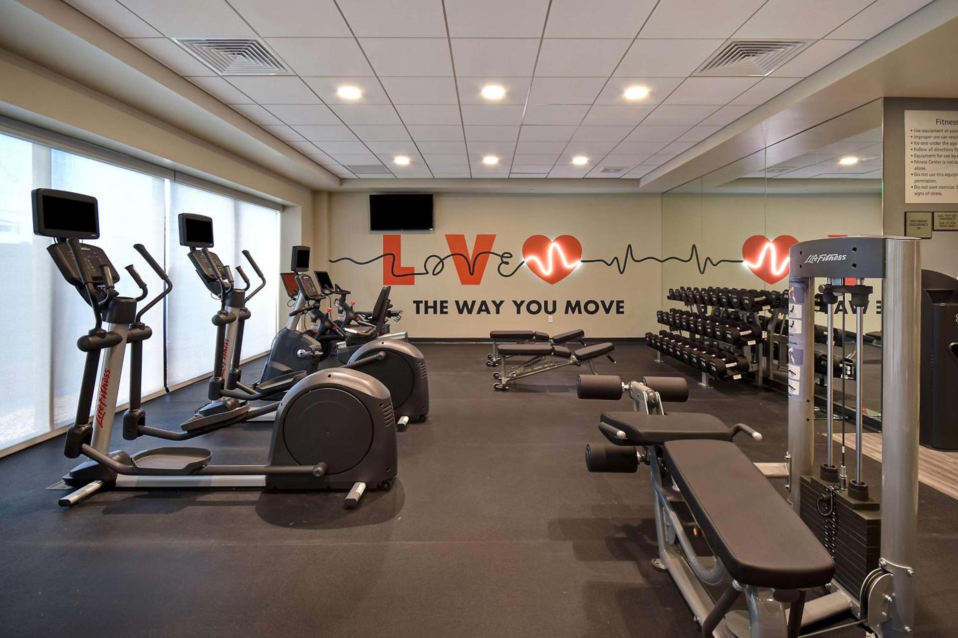 Hampton Inn & Suites Las Vegas Convention Center - No Resort Fee photo 21