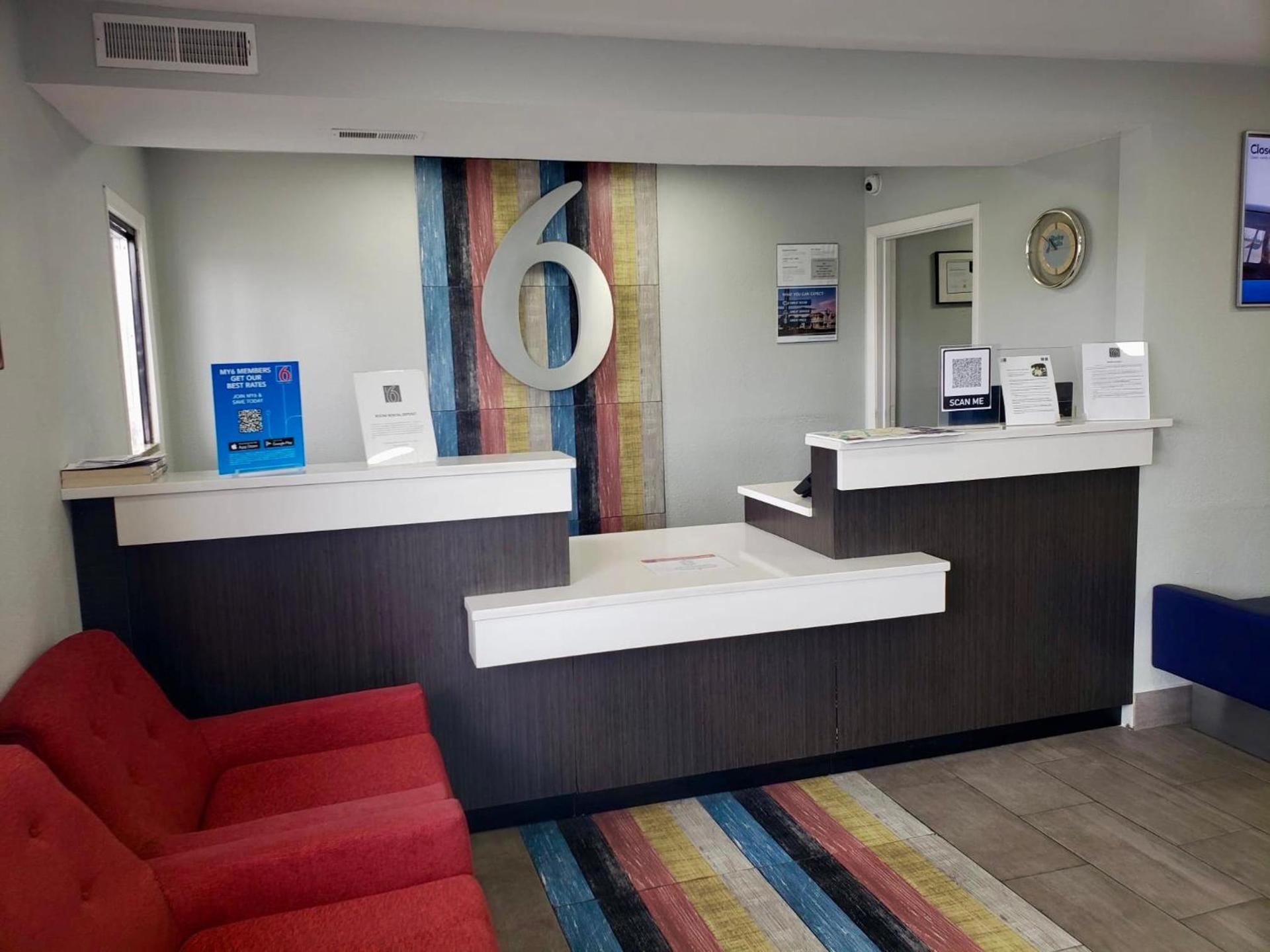 Motel 6-East Ridge, TN photo 1