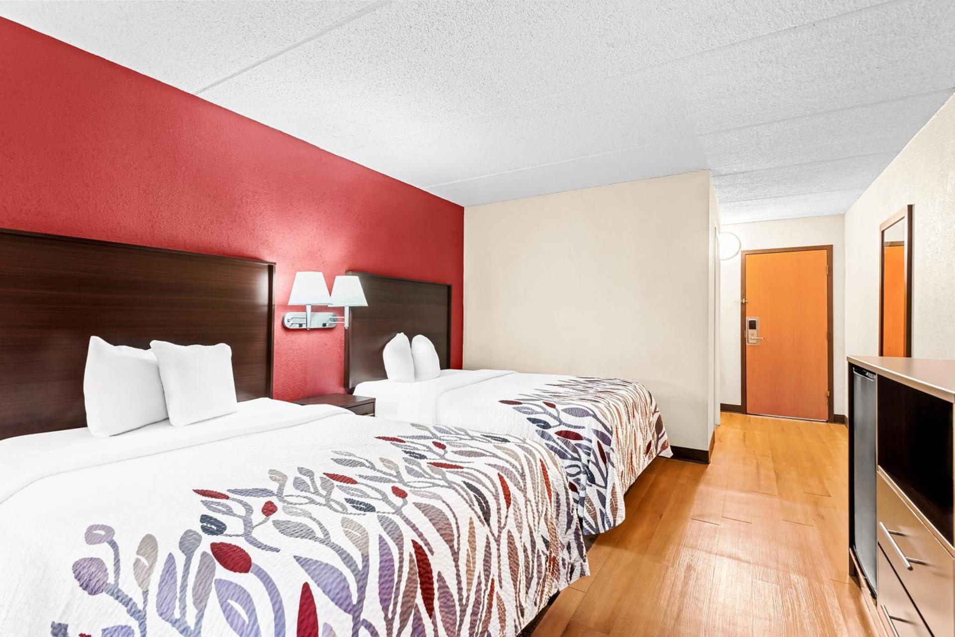 Red Roof Inn Cortland photo 10