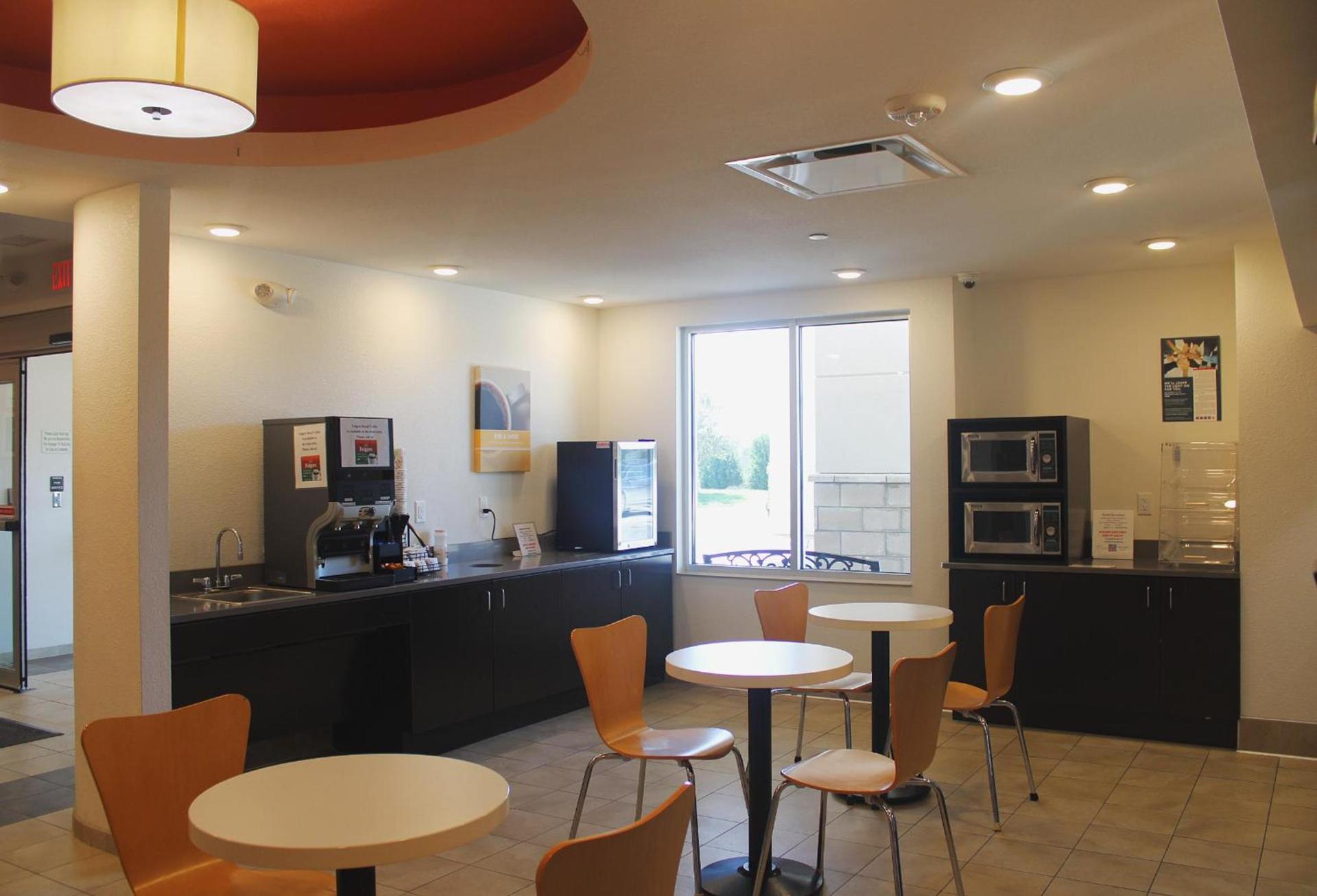 Motel 6-Mankato, MN photo 26
