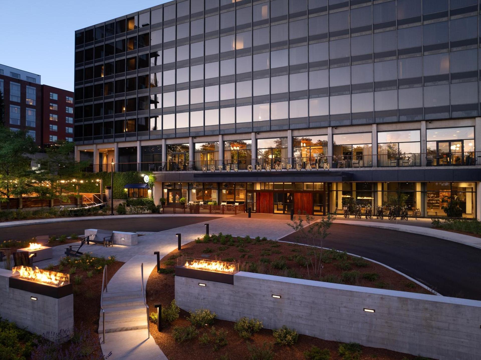 Hotel Champlain Burlington, Curio Collection by Hilton — hotel in Burlington