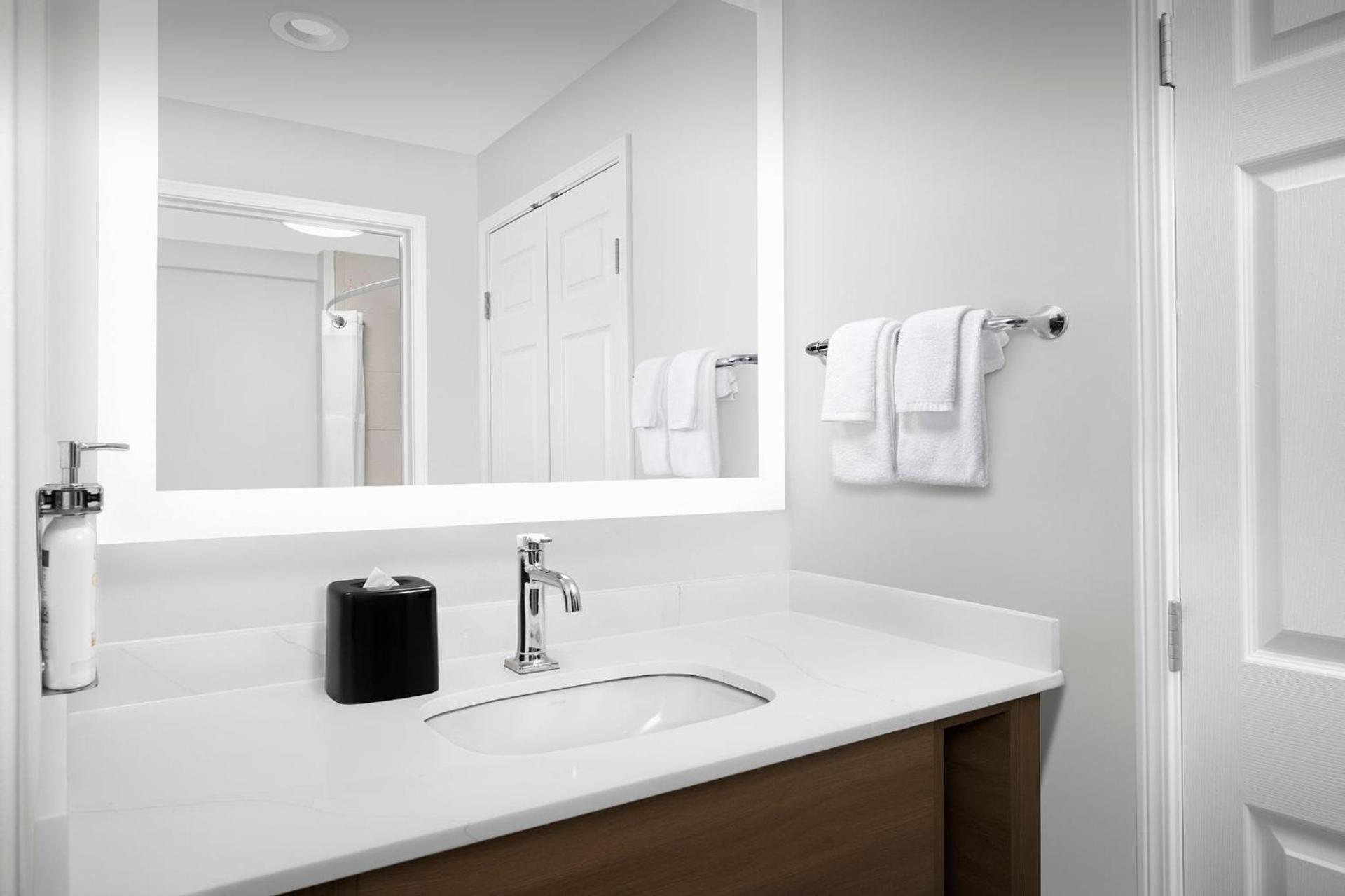 Staybridge Suites Columbia by IHG photo 79