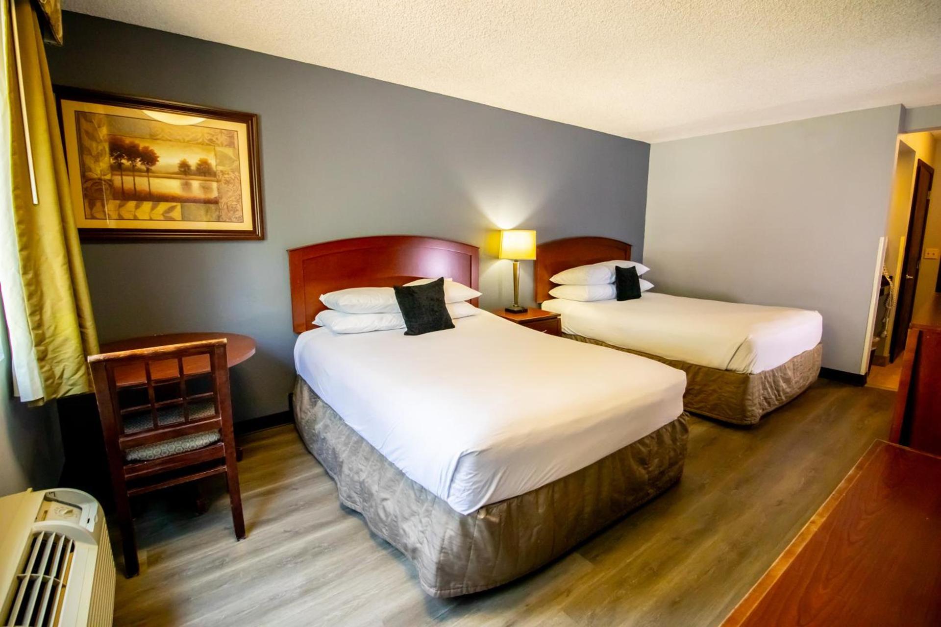 Red Lion Inn & Suites Vancouver photo 21