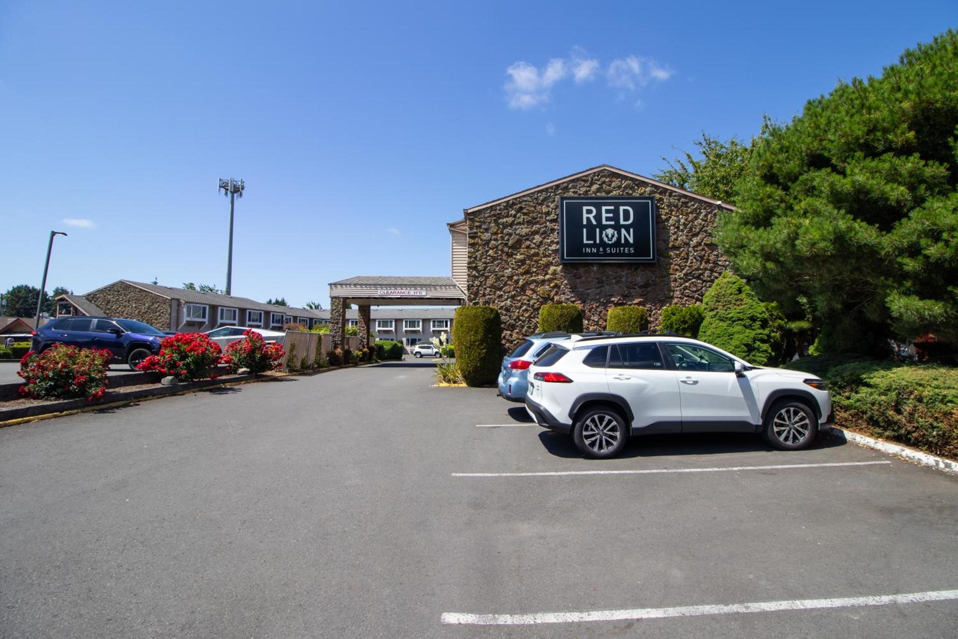 Red Lion Inn & Suites Vancouver photo 29