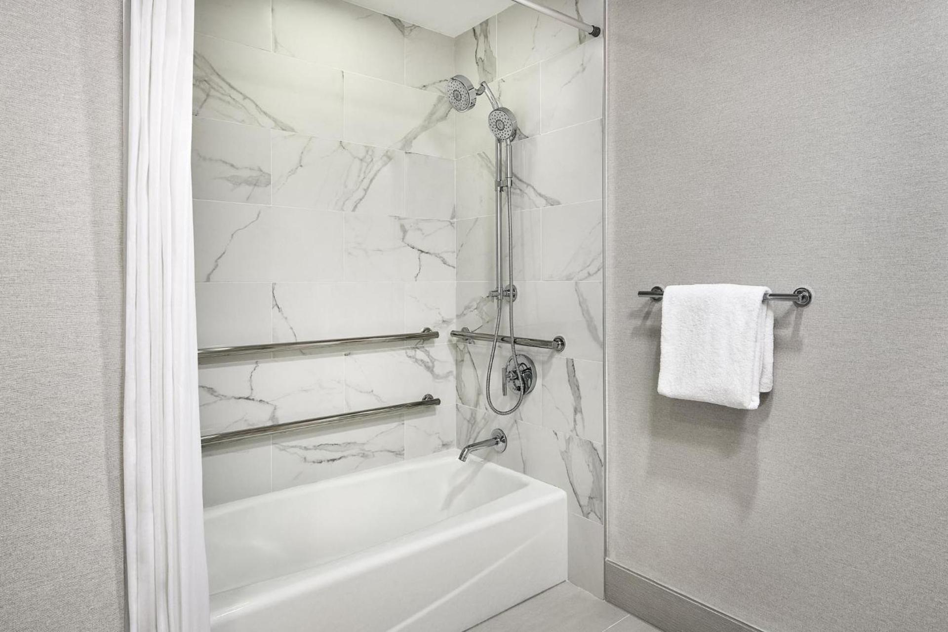 Faro Blanco Resort Marathon Florida Keys, Curio by Hilton photo 36