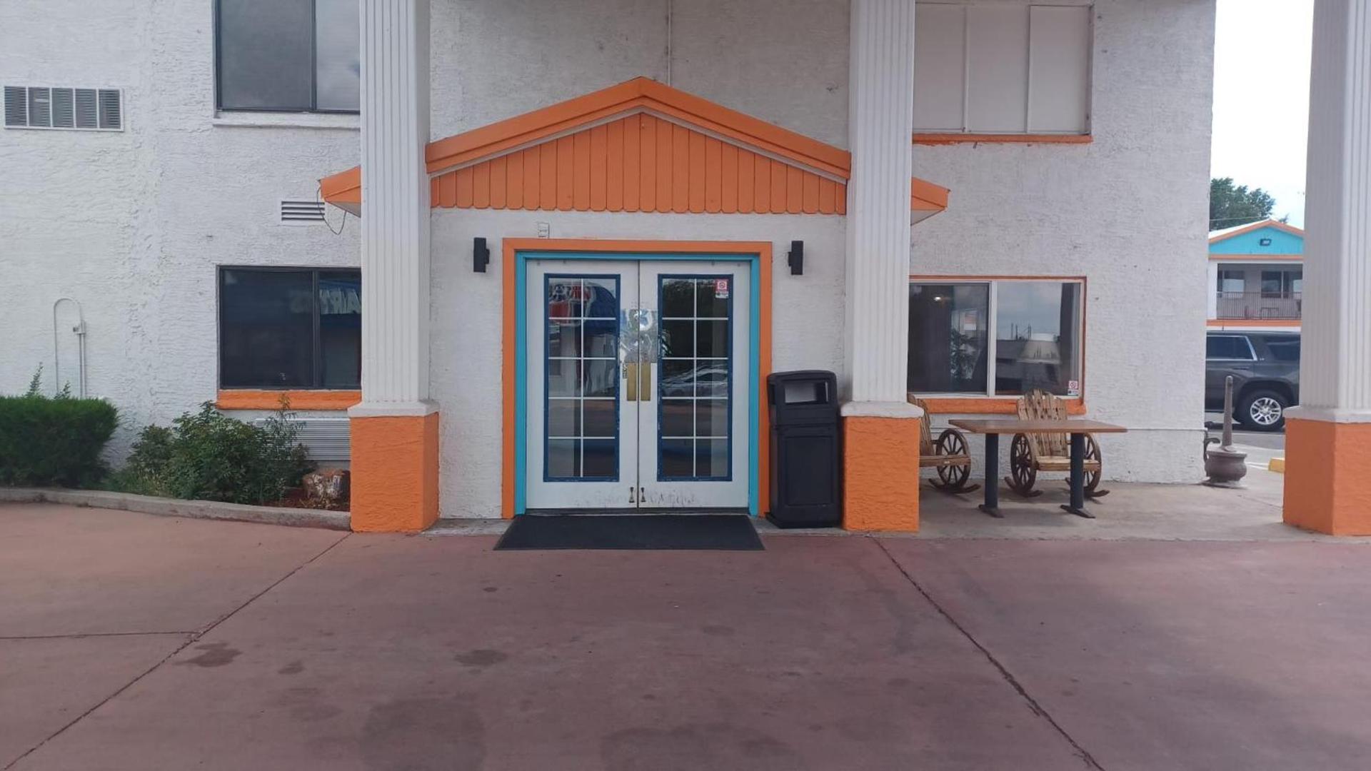 Howard Johnson by Wyndham Springerville photo 24