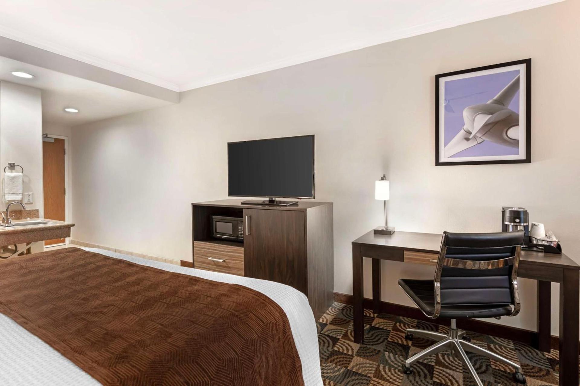 Best Western Plus Country Park Hotel photo 32