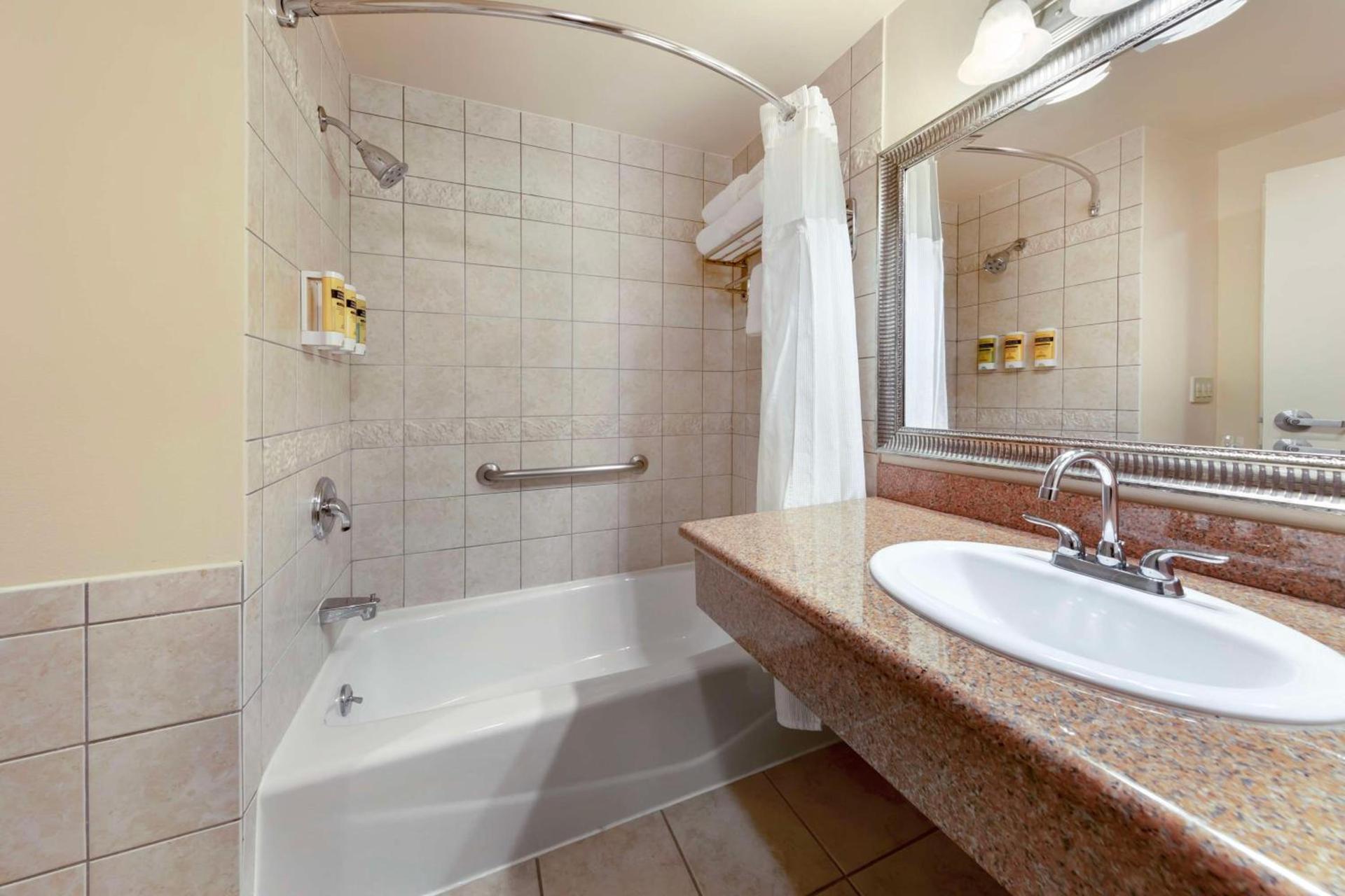 Best Western Plus Country Park Hotel photo 34
