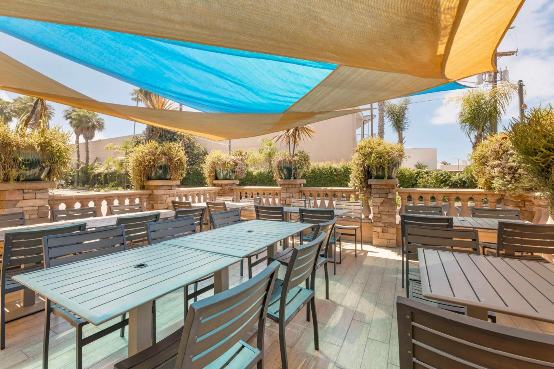Best Western Plus Oceanside Palms photo 38