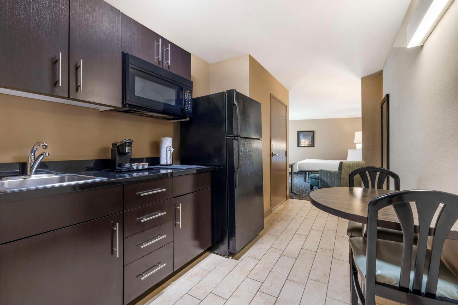 Best Western Plus Oceanside Palms photo 25