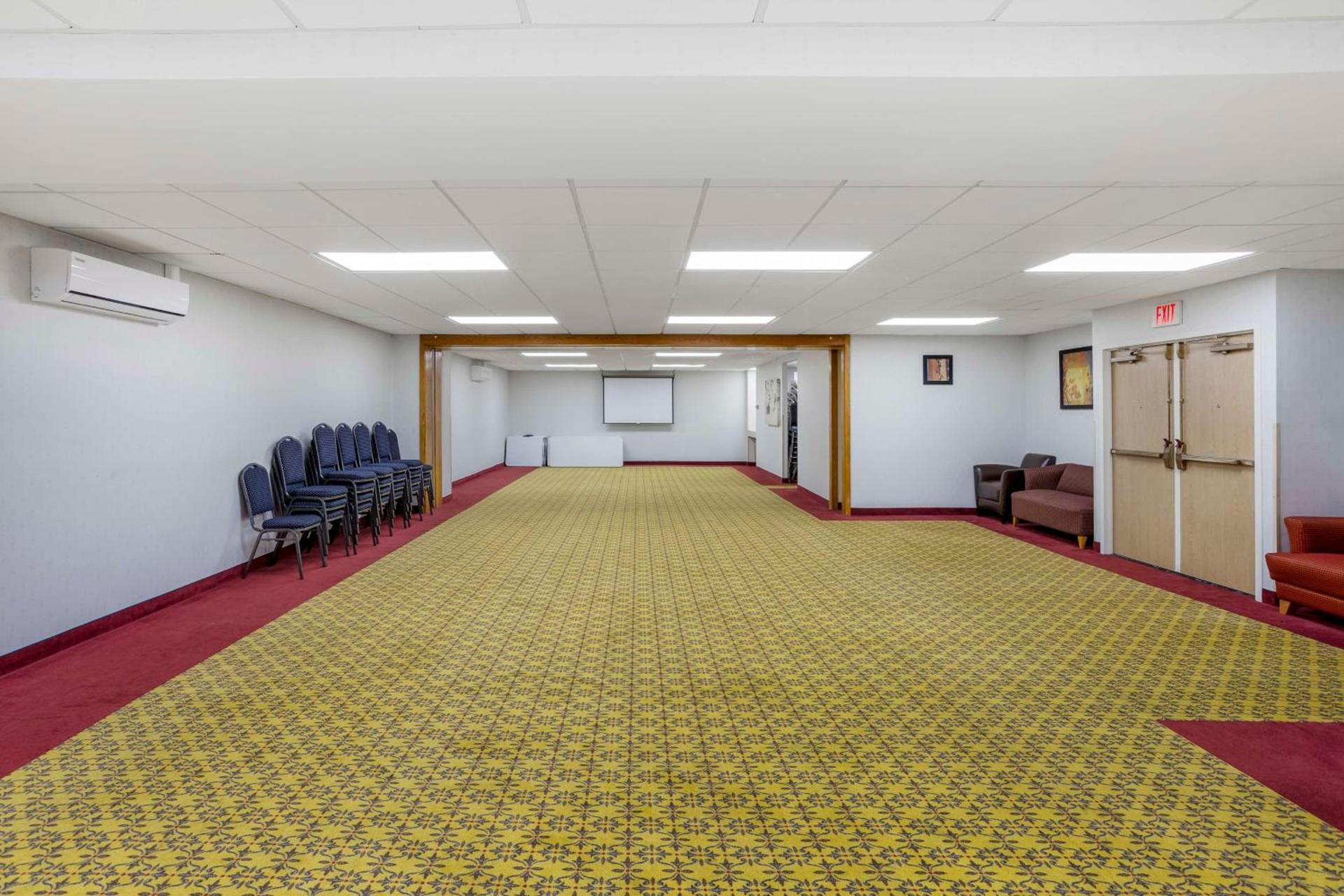 Best Western Danbury/Bethel photo 7