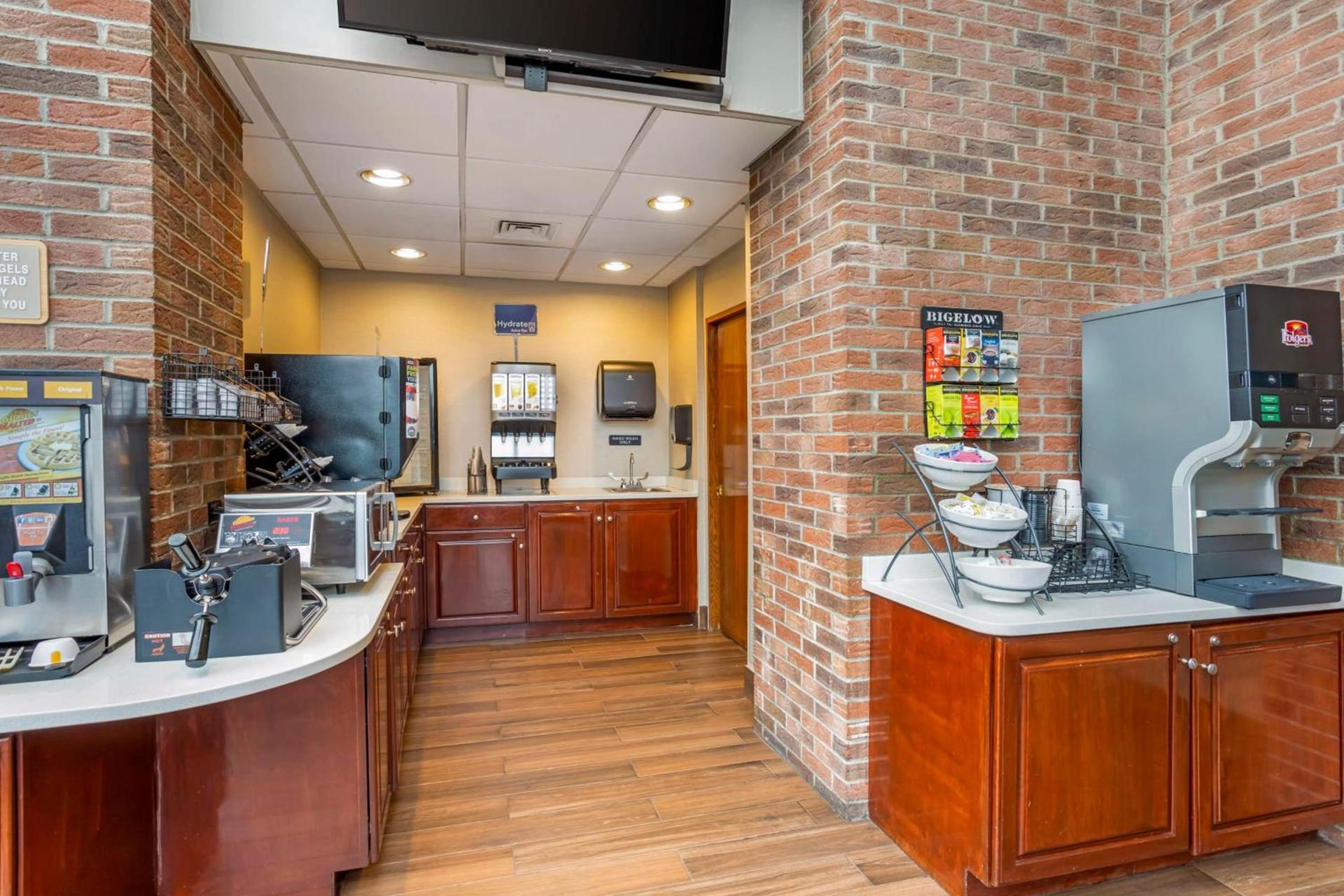 Best Western Danbury/Bethel photo 12
