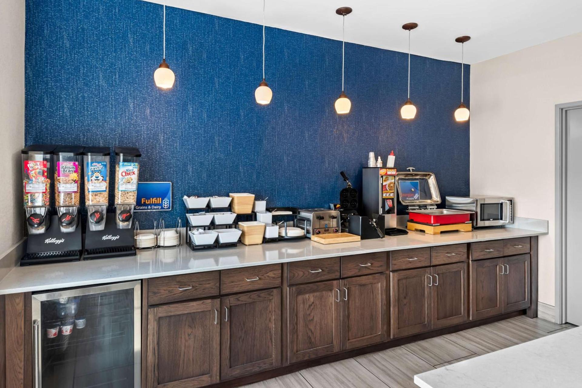 Best Western Ottumwa Inn & Suites photo 20