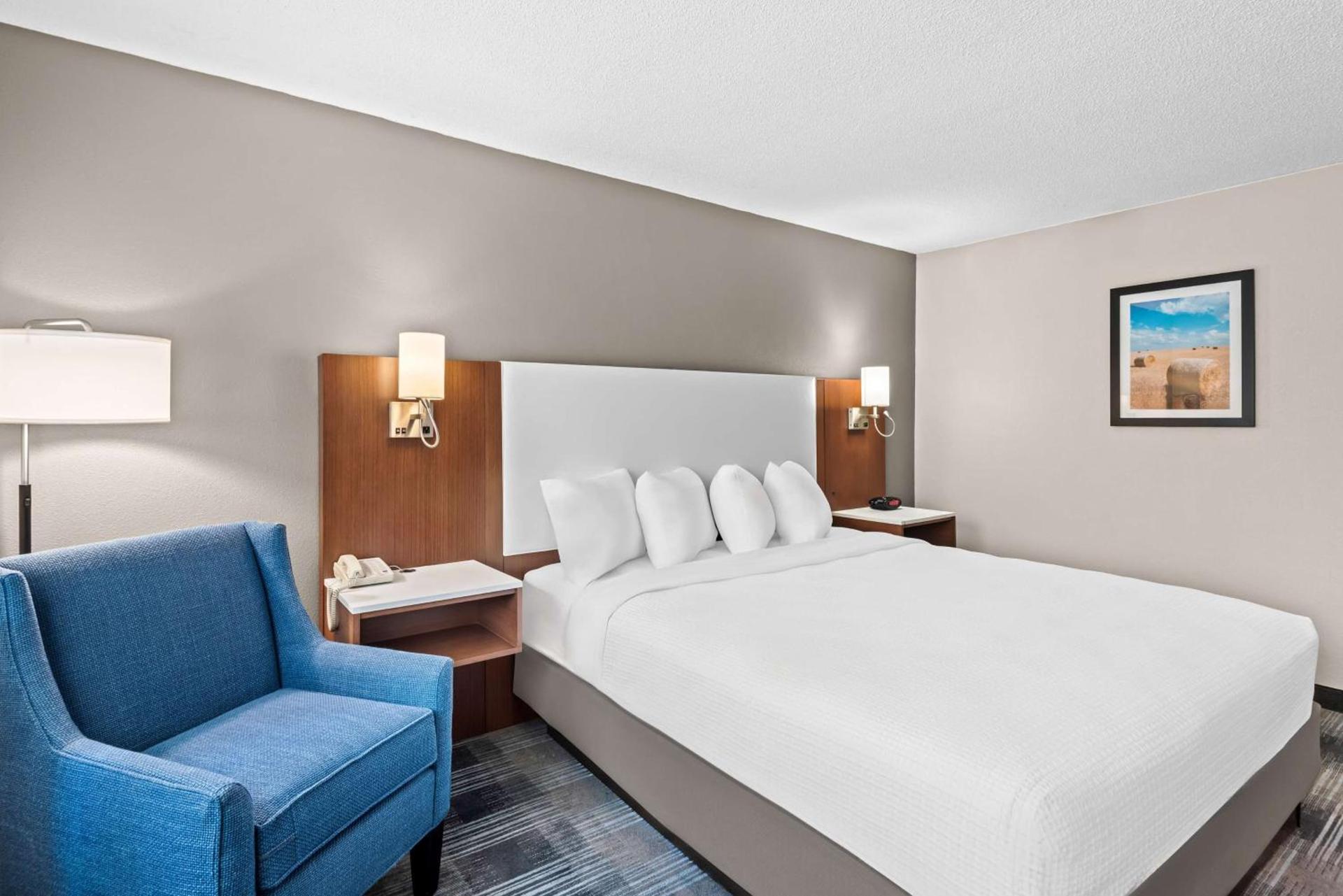 Best Western Ottumwa Inn & Suites photo 30