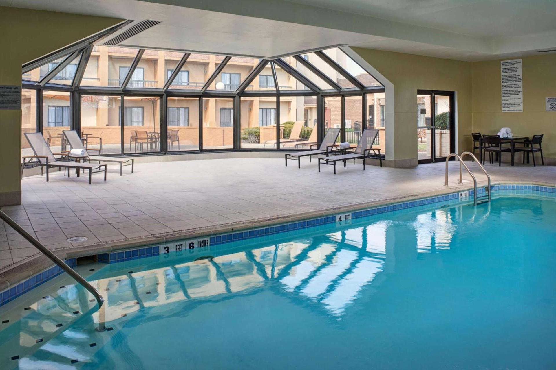 Sonesta Select Indianapolis Carmel photo 26