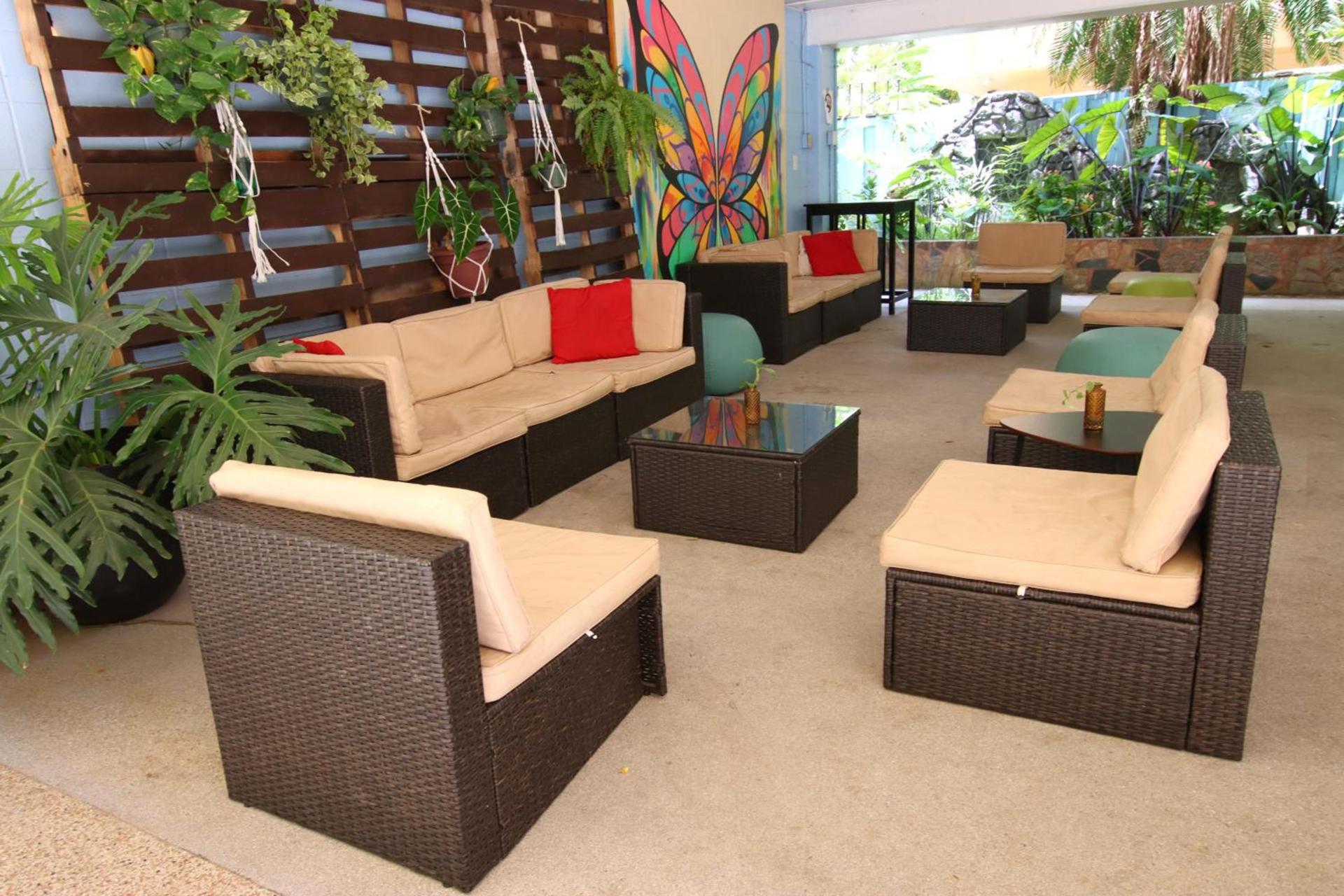 Waikiki Beachside Hostel photo 97