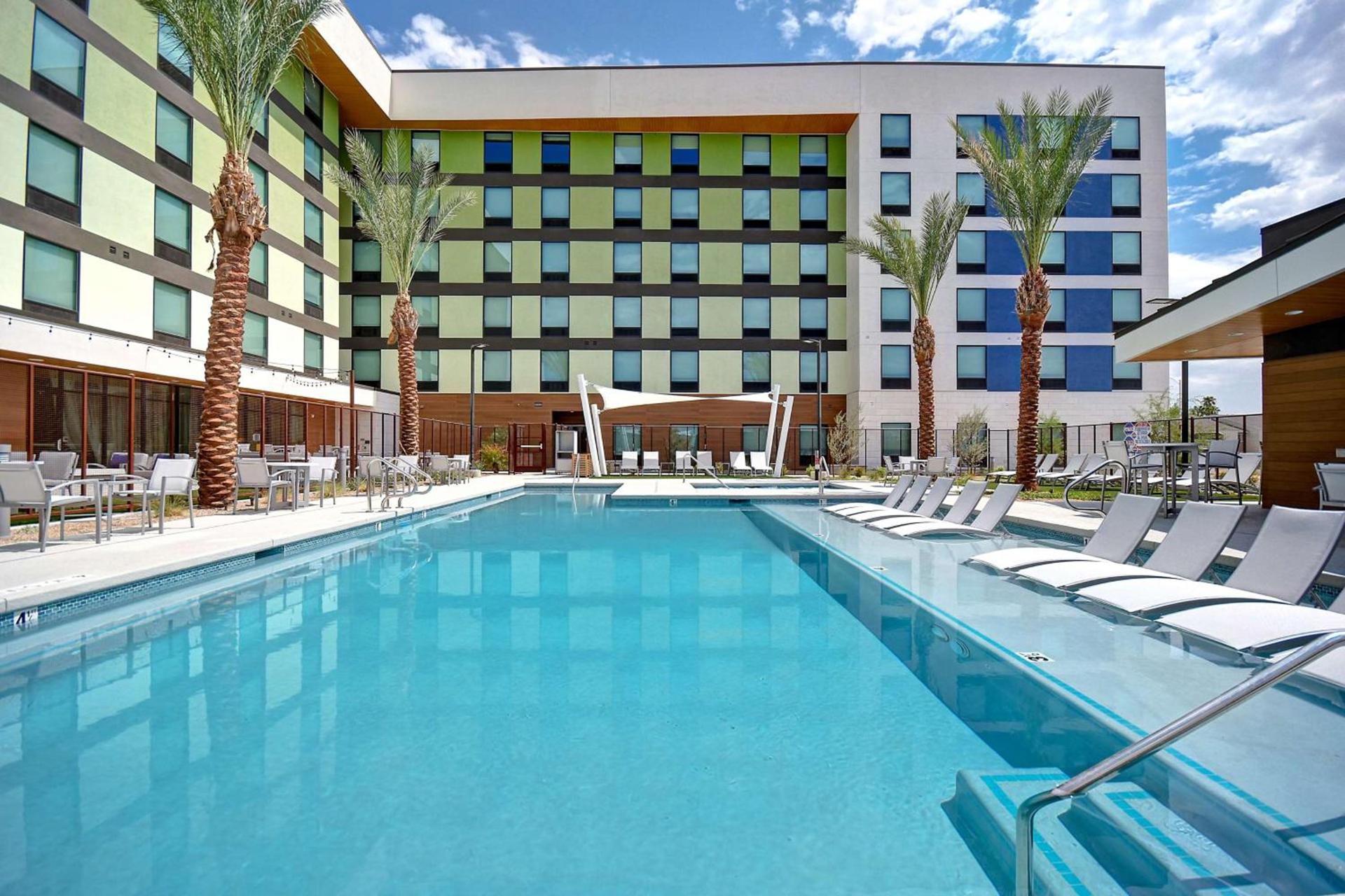 Hampton Inn & Suites Las Vegas Convention Center - No Resort Fee photo 28