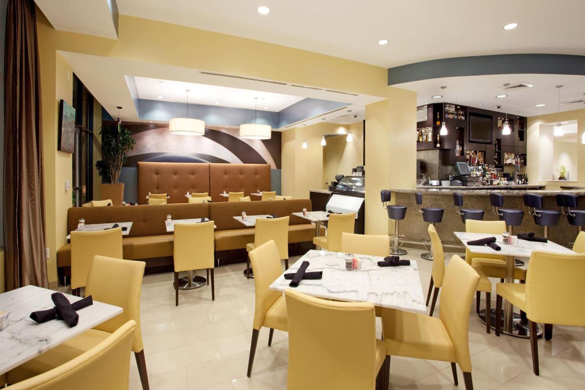 Hotel Indigo Baton Rouge Downtown by IHG photo 14