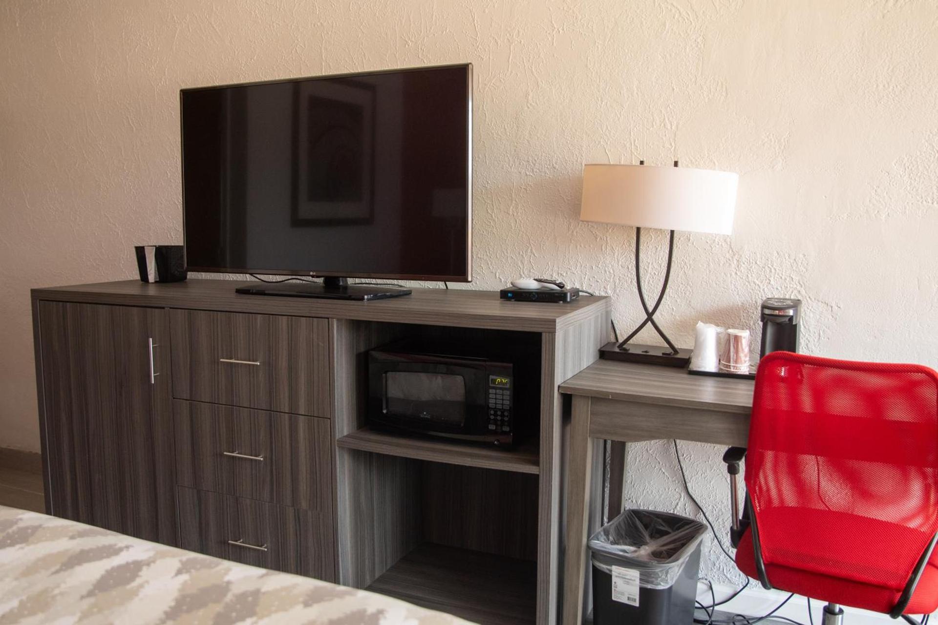 Americas Best Value Inn Vandalia photo 3