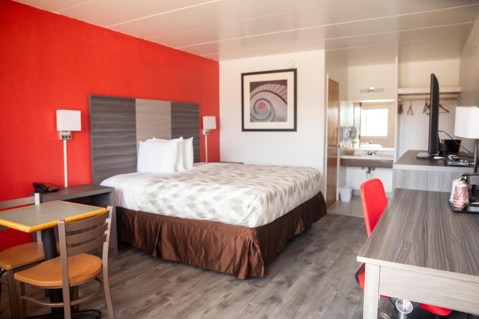 Americas Best Value Inn Vandalia photo 11
