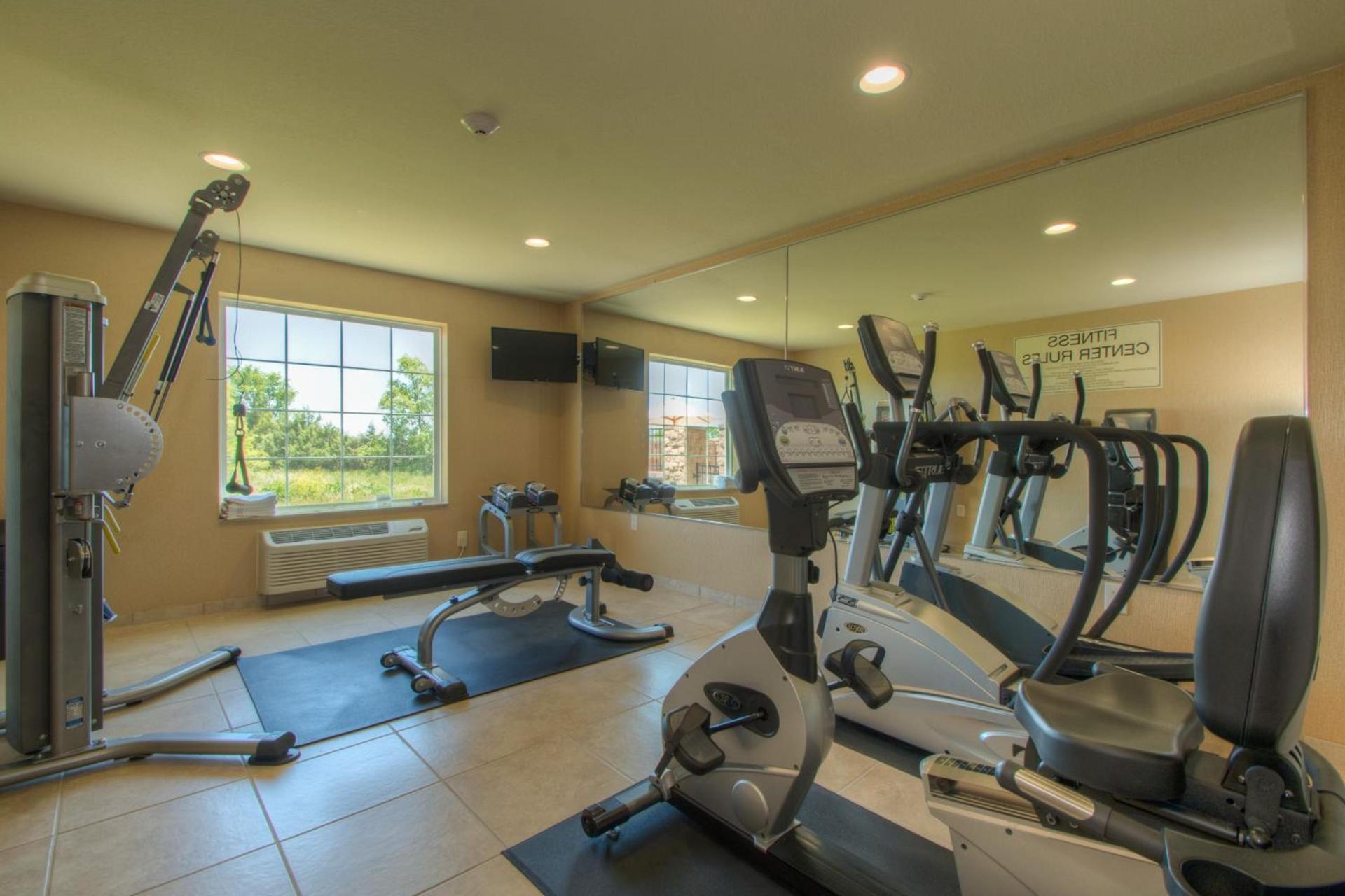 Cobblestone Inn & Suites - Holyoke photo 22