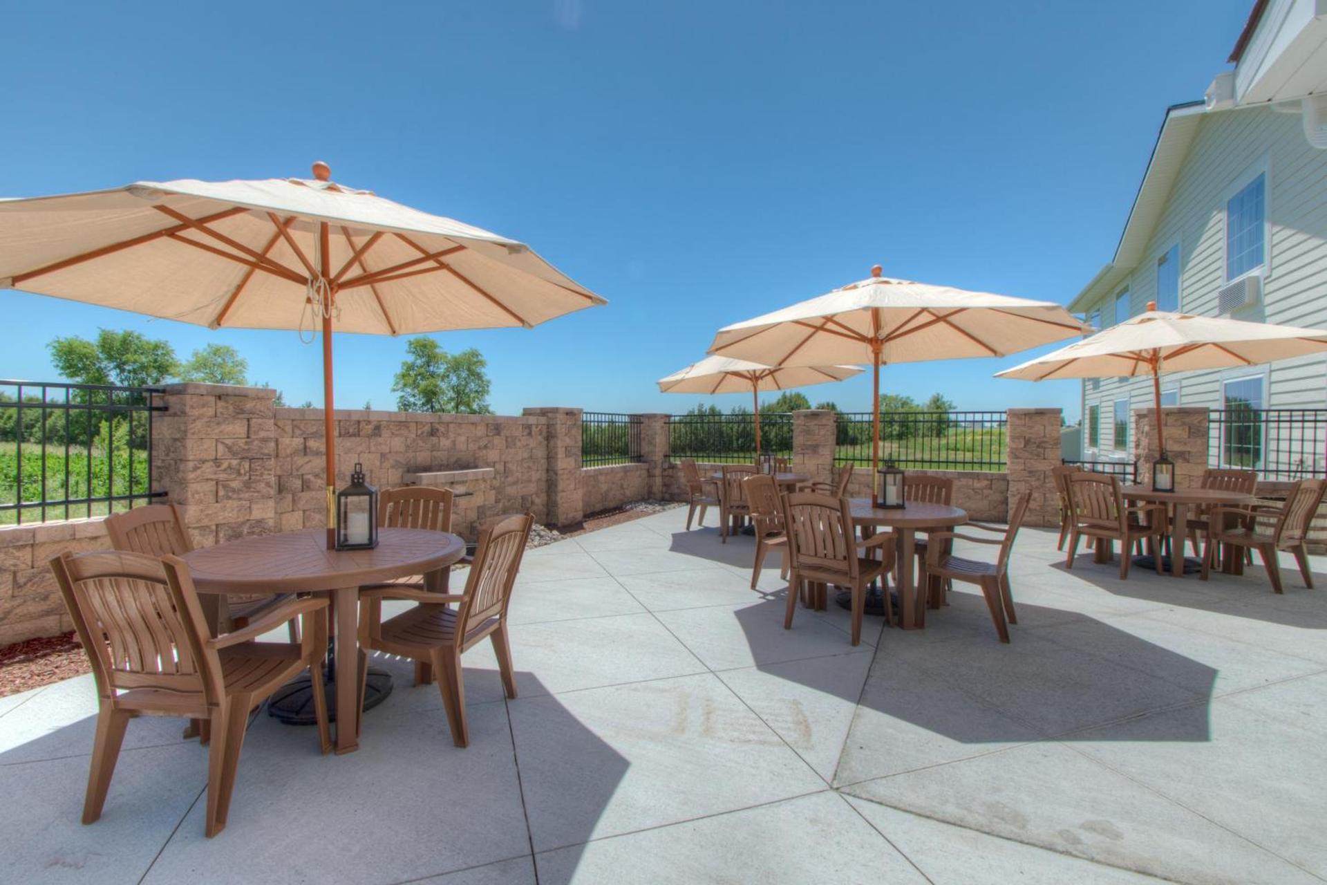 Cobblestone Inn & Suites - Holyoke photo 21