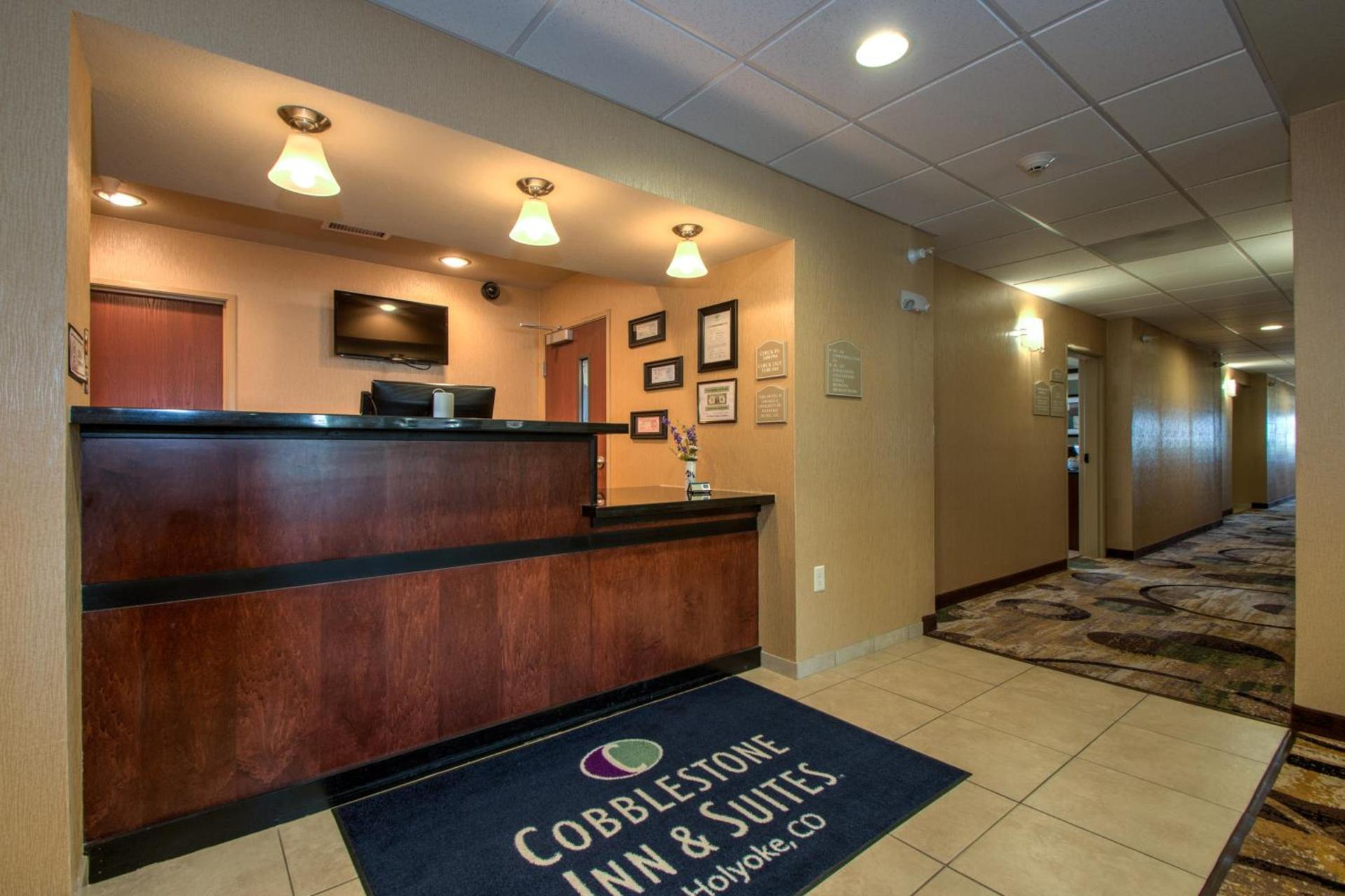 Cobblestone Inn & Suites - Holyoke photo 19