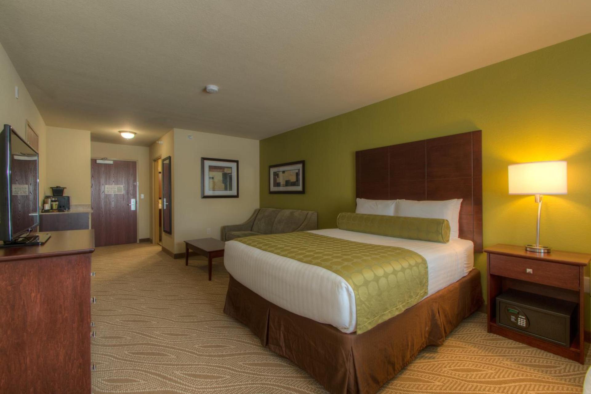 Cobblestone Inn & Suites - Holyoke photo 31