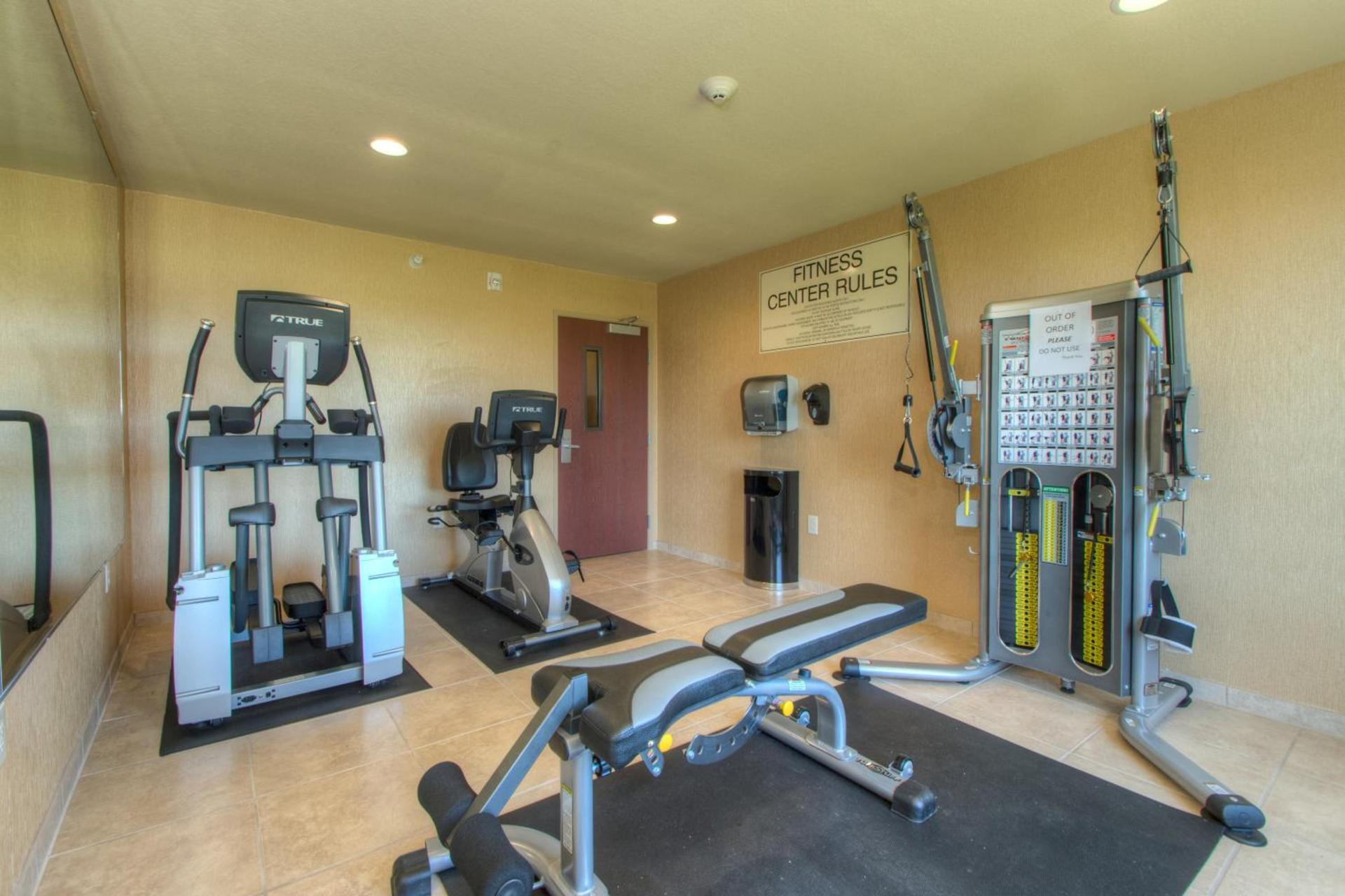 Cobblestone Inn & Suites - Holyoke photo 25